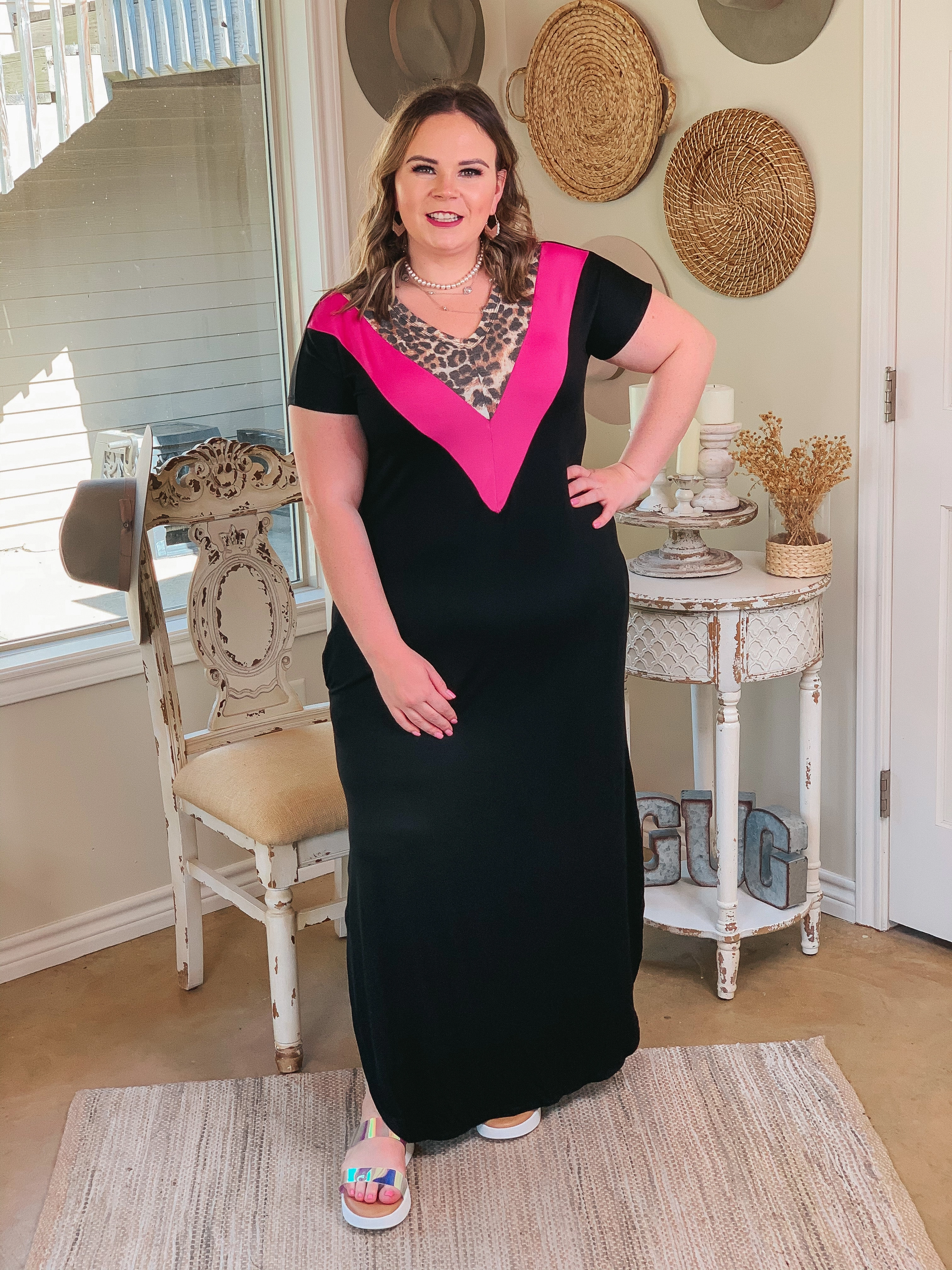 AbrasionFree Edging A Wild Time Leopard and Fuchsia V Neck Accent Maxi Dress in Black