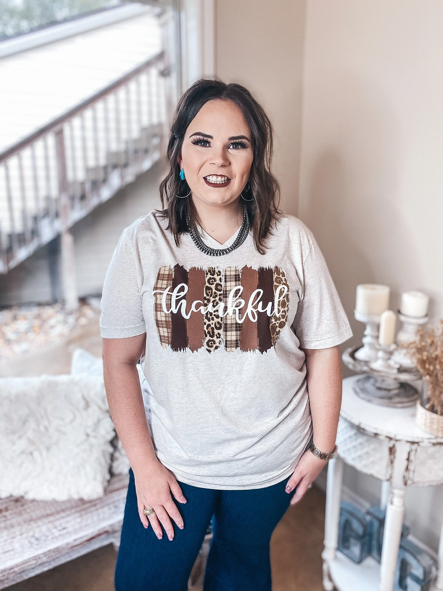 FadeResistantTechnology Thankful Short Sleeve Tee Shirt in Oatmeal Ivory