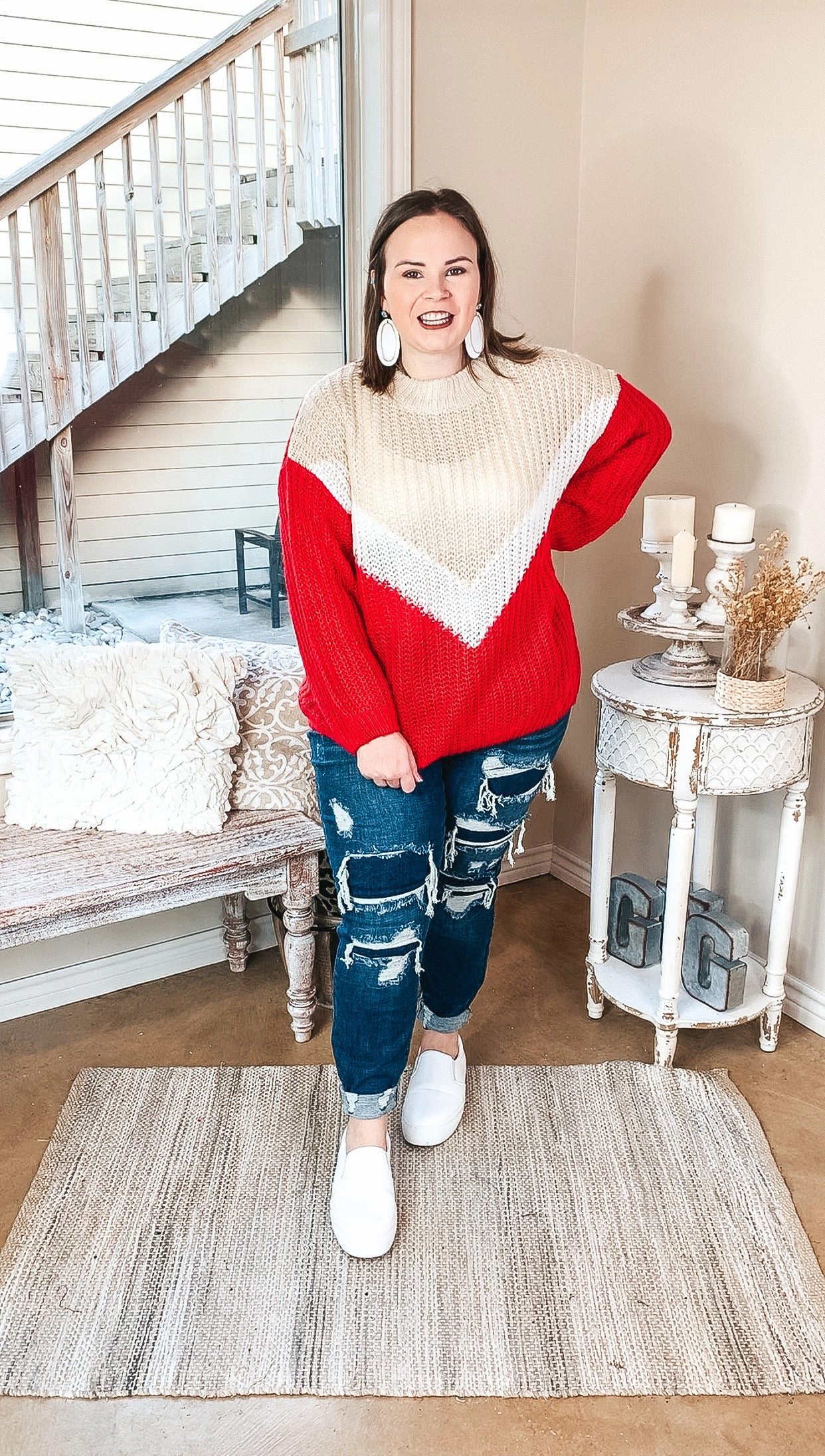 OdorControl Technology WrinkleResistantFabric Ivy League Chunky Color Block Sweater in Ivory and Red
