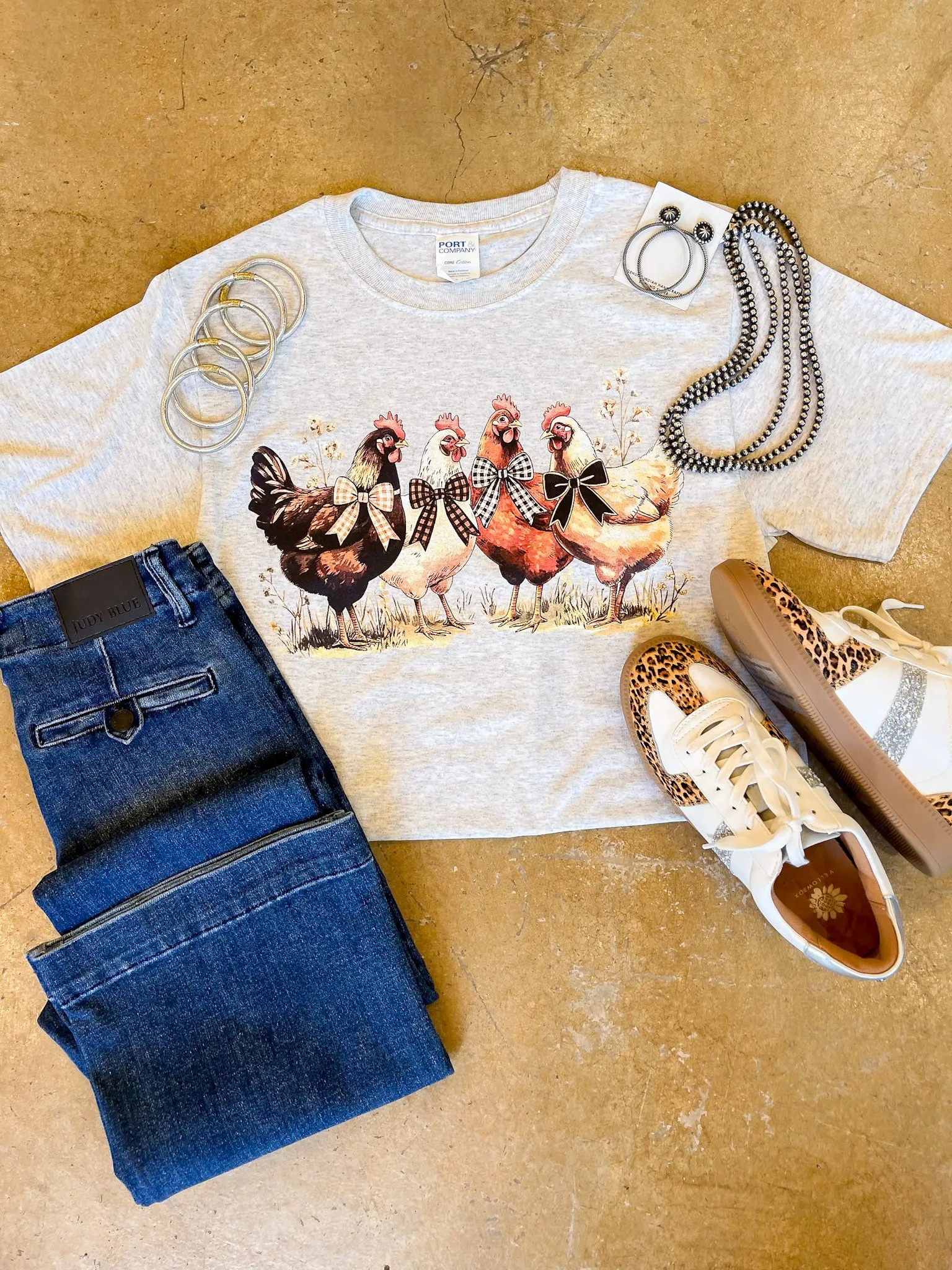 Barnyard Besties Chickens with Bows Short Sleeve Graphic Tee in Heathered Beige Stain Resistant Treatment MultiPanel Design