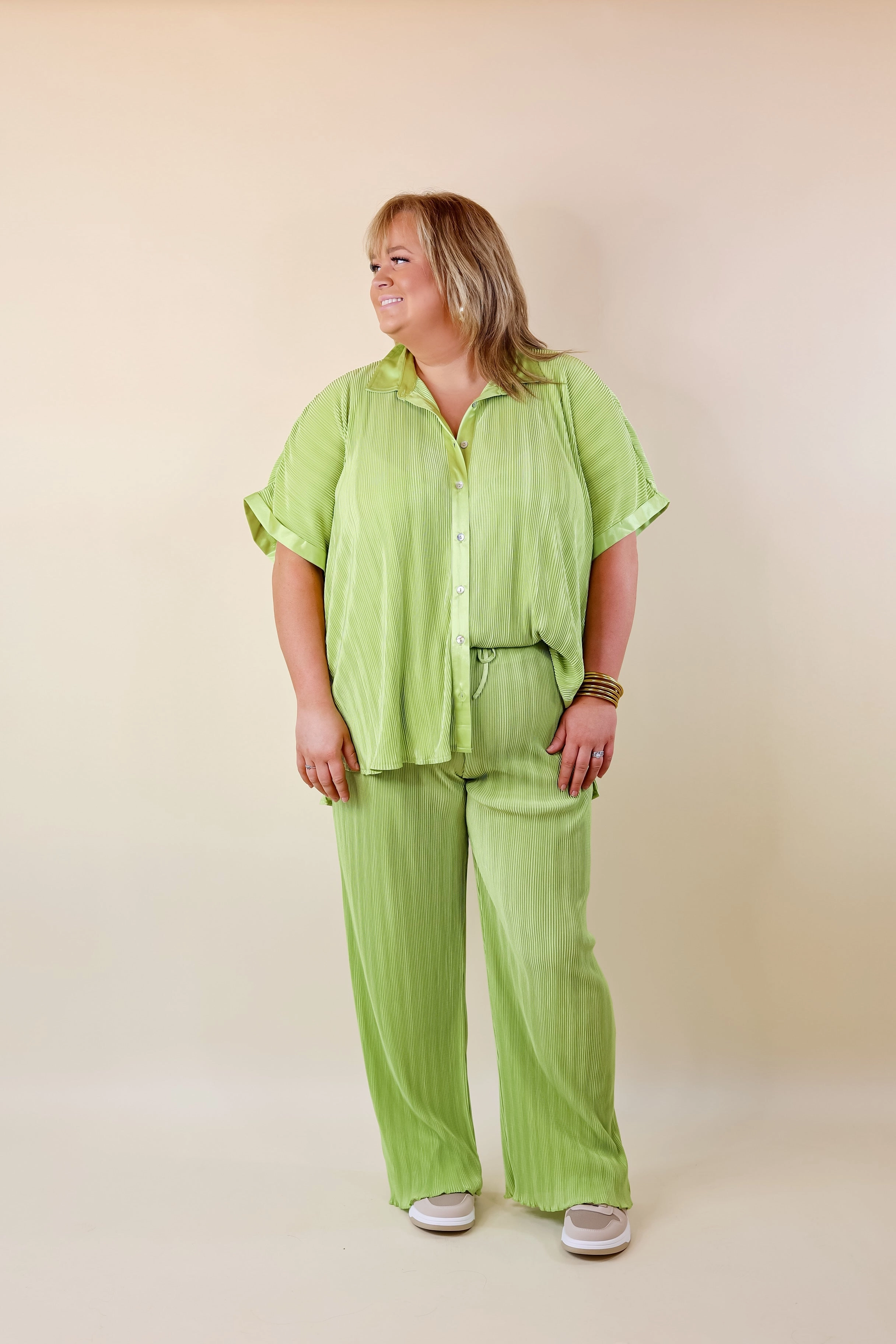 Walking In Paradise Pliss?? Drawstring Pants in Lime Green ThermalRegulation