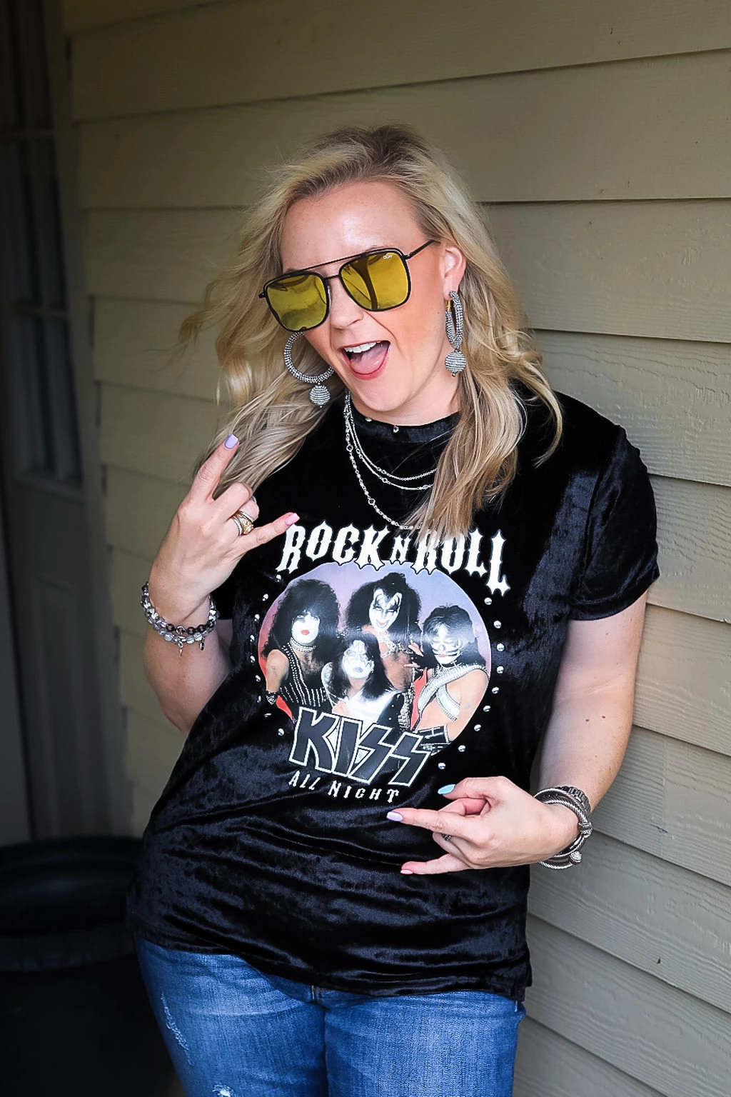 Kiss | Rock N Roll All Night Velvet Band Tee in Black Outdoor Footwear Balance Core