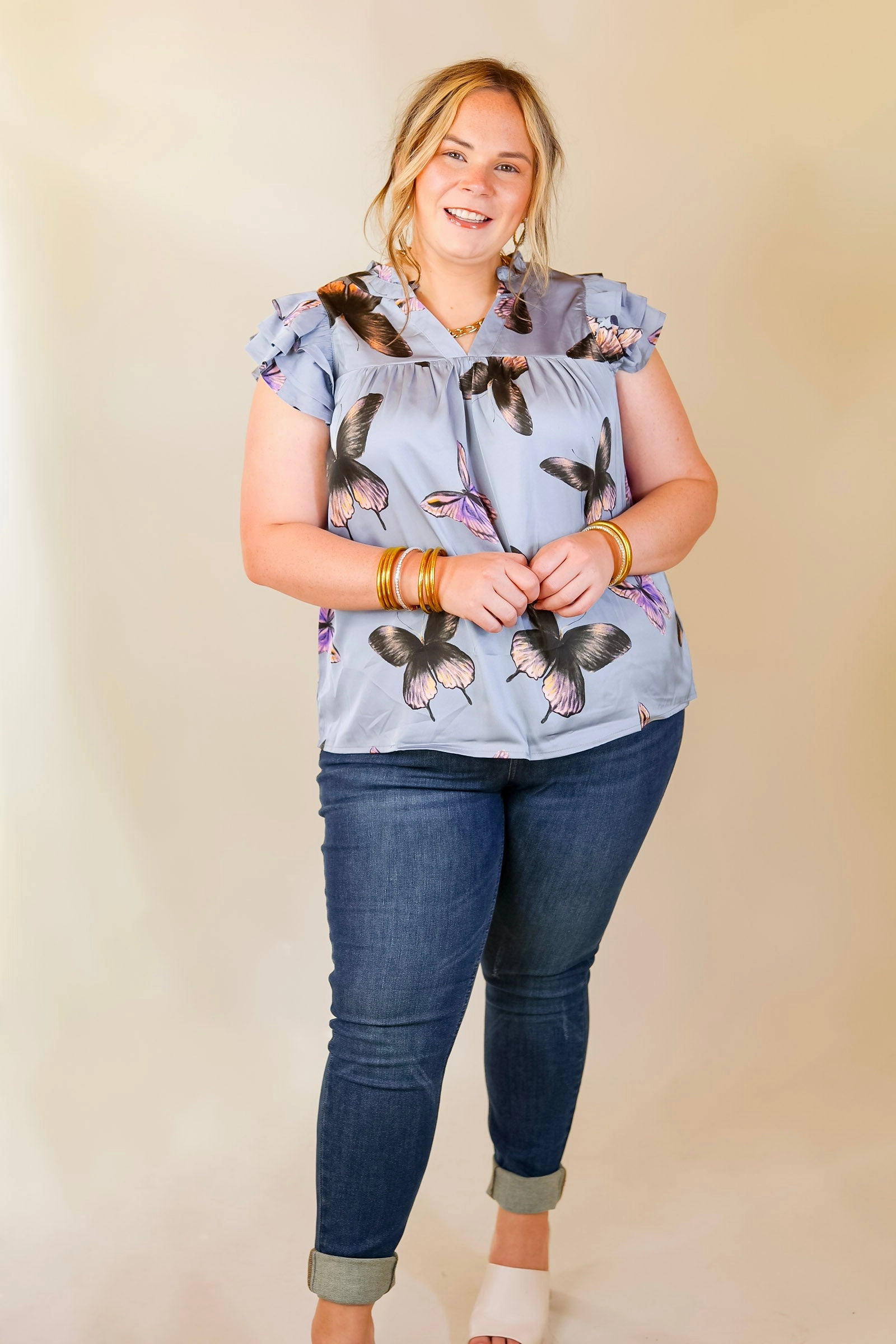 CompressionEnhanced WaterRepellent Butterfly Fly Away Top with Butterfly Print in Muted Blue