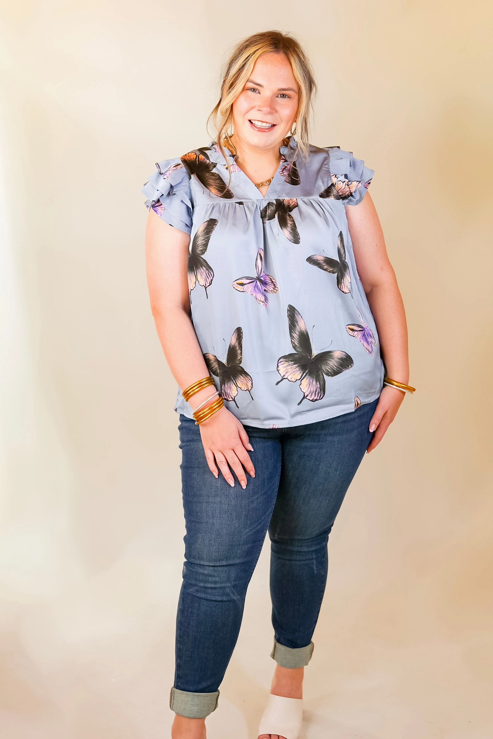 NonBindingEdges Sporty Shorts Butterfly Fly Away Top with Butterfly Print in Muted Blue