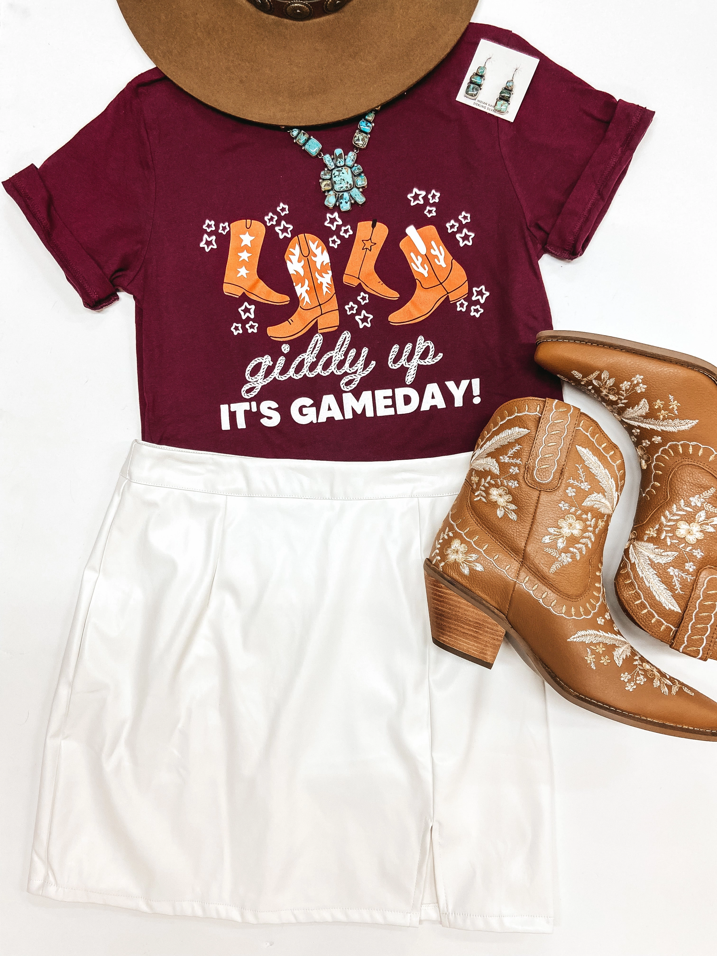 casual sneakers Smart Design Aggie Game Day | Giddy Up It's Gameday Short Sleeve Graphic Tee Shirt in Maroon