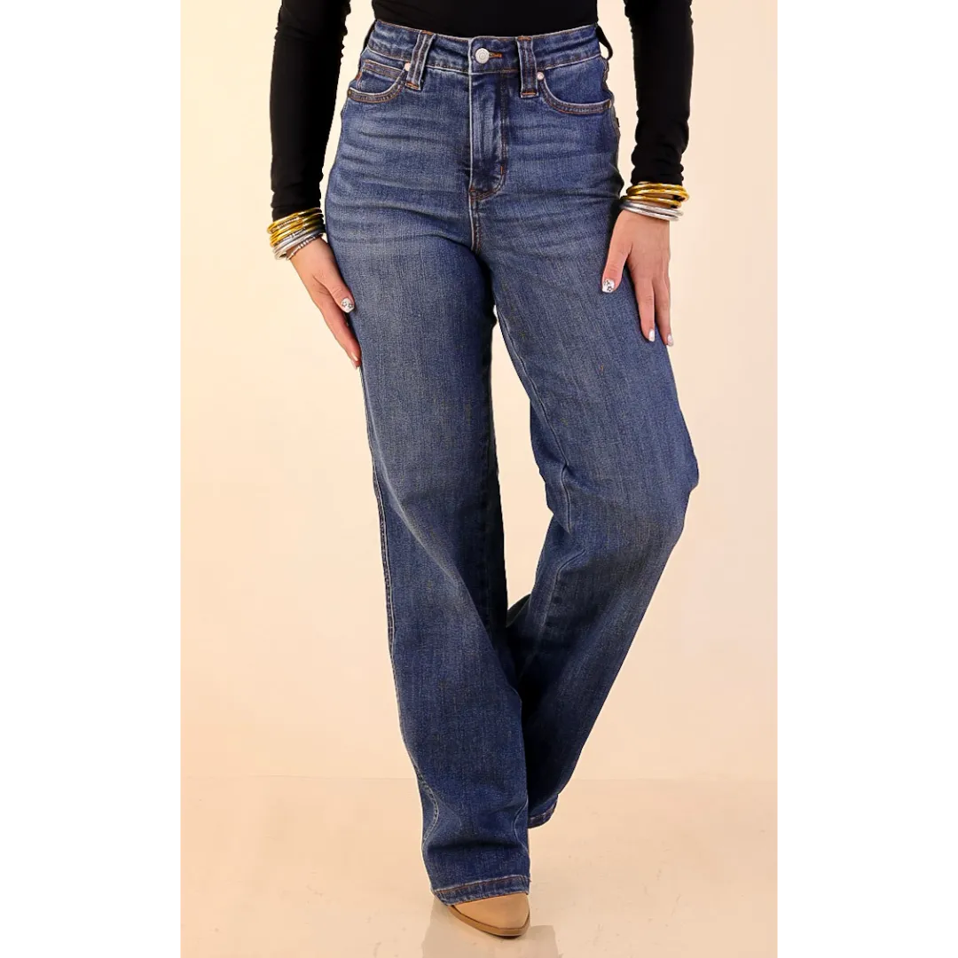Light Flow SustainableTextiles Judy Blue | Perfect Foundation Tummy Control Straight Leg Jean in Medium Wash