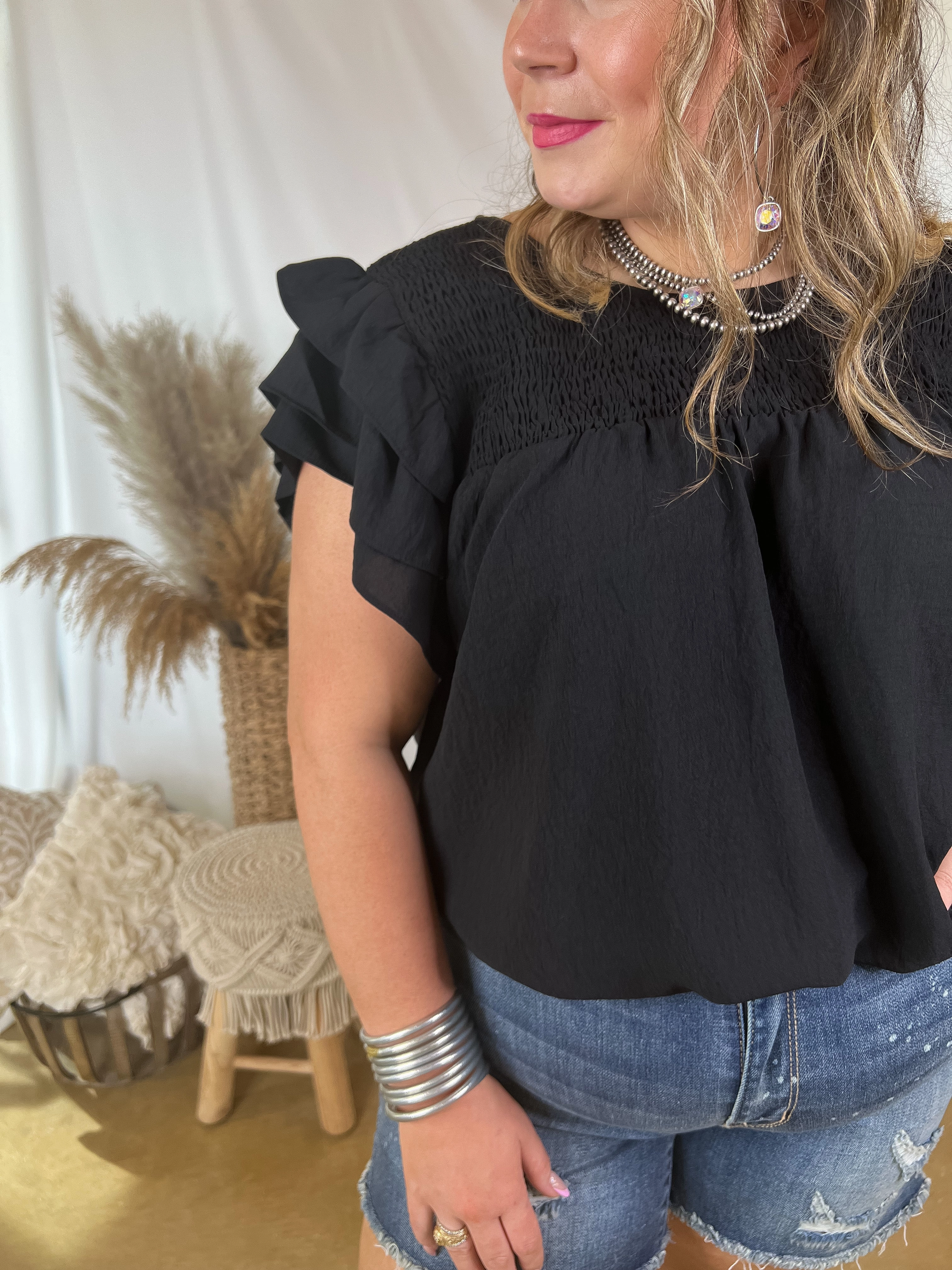 Heart Glow Last Chance Size Small | Balcony Nights Ruffle Shoulder Cap Sleeve Blouse in Black