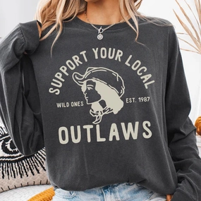 Modern Simplicity Online Exclusive | Support Your Local Outlaws Short Sleeve Graphic on Comfort Color Tee in Pepper Black