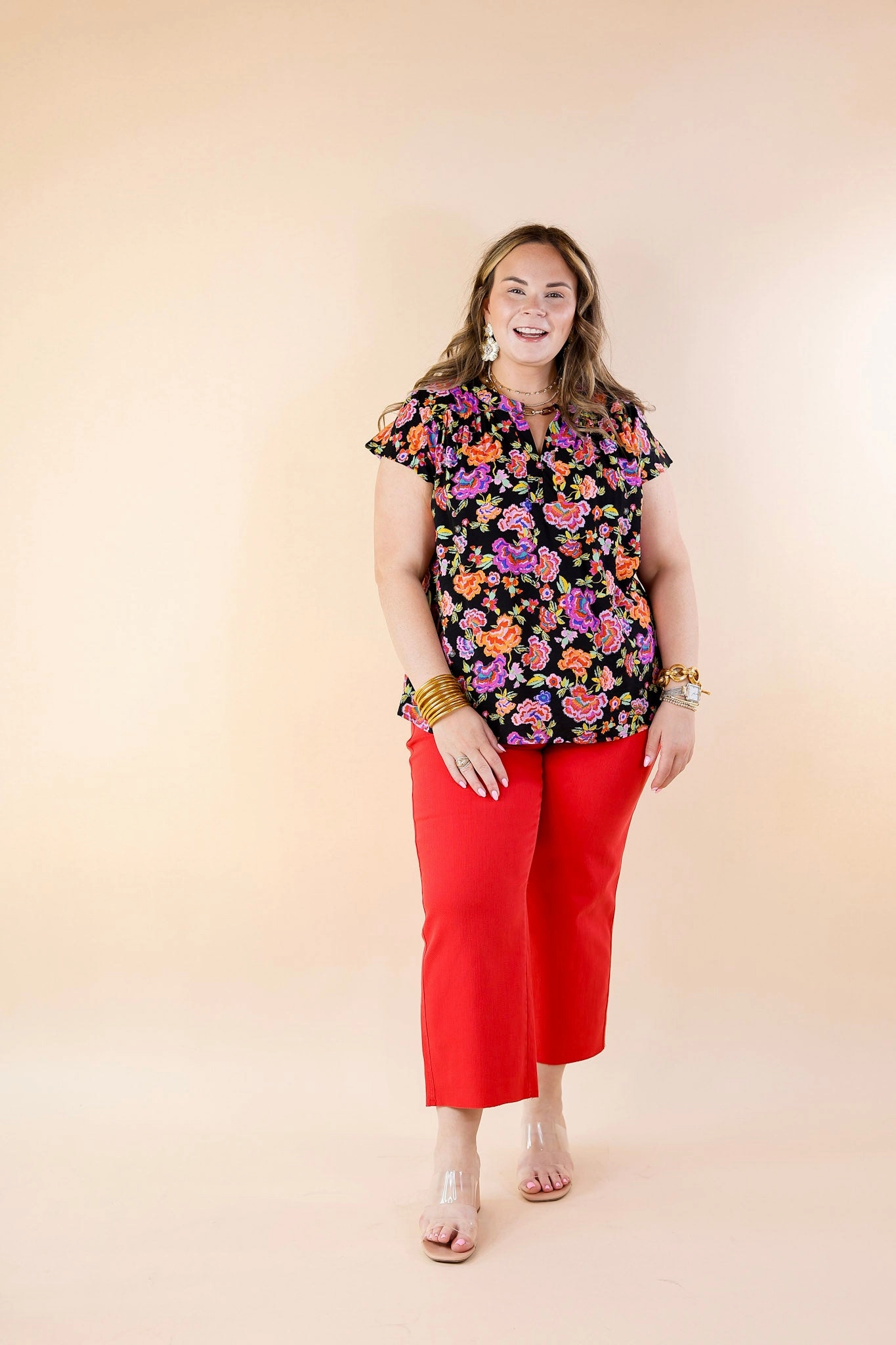 SoftTouchLining Surf Mood Whimsical Wonder Floral Print Top with Notched Neckline and Drop Sleeves in Black