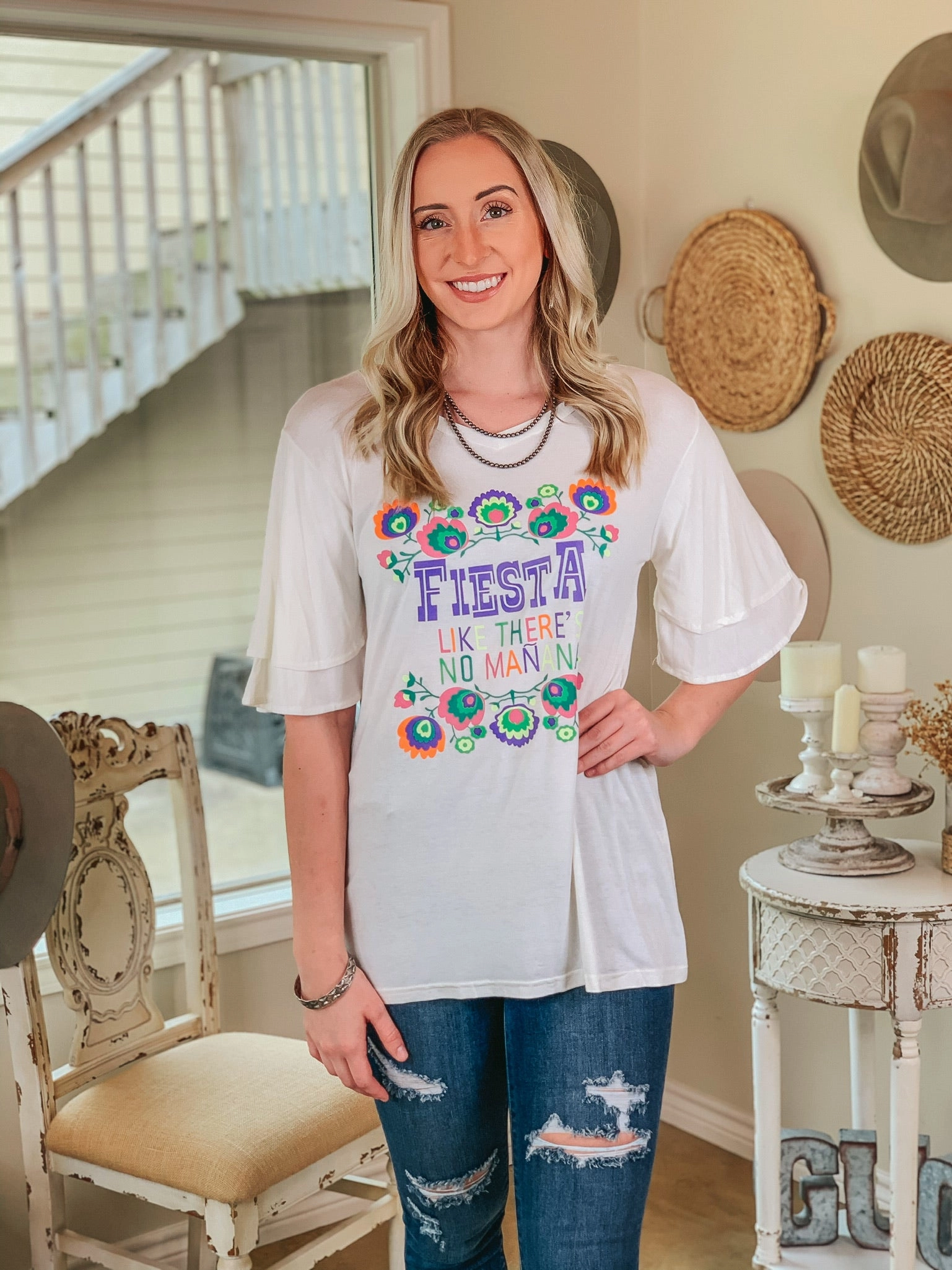 Fiesta Like There's No Ma?ana Ruffle Half Sleeve Top in Ivory ElasticCuffDesign