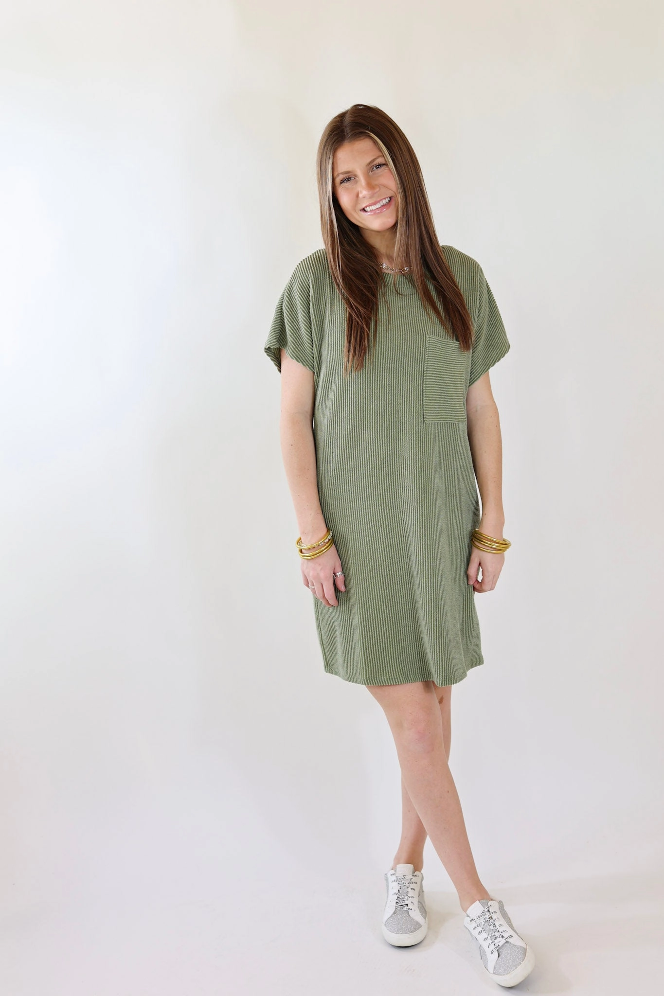 Coffee and Carefree Ribbed Short Sleeve Dress with Front Pocket in Olive Green Beach Ready Practical Leggings