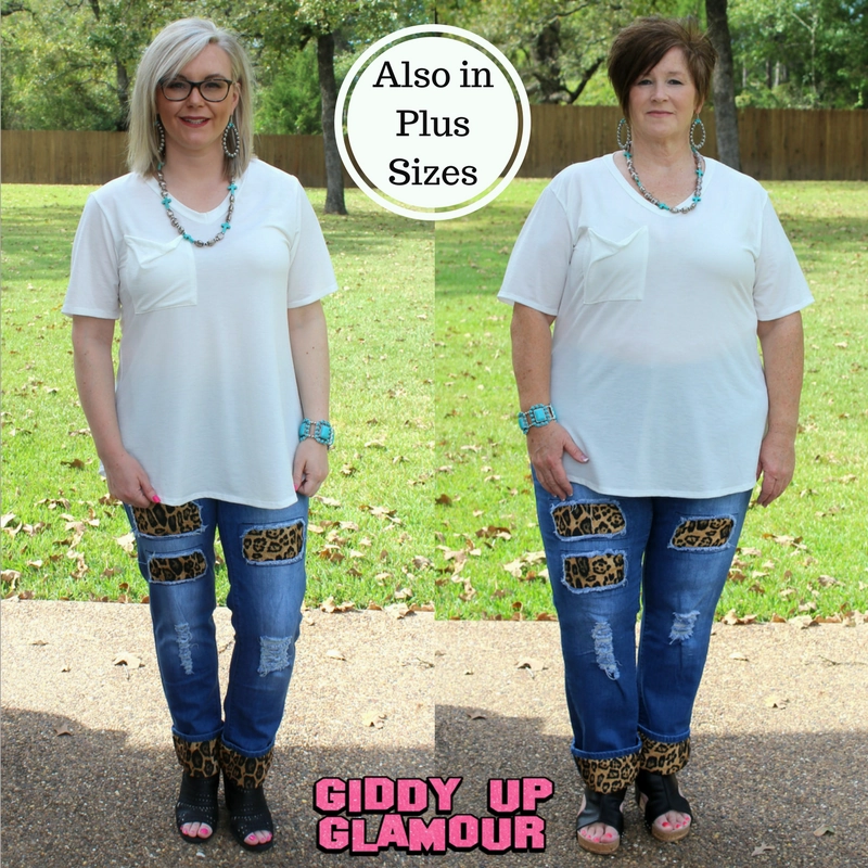 Last Chance Size 3XL | Just Right Short Sleeve Pocket Tee in Off White Dance Flow