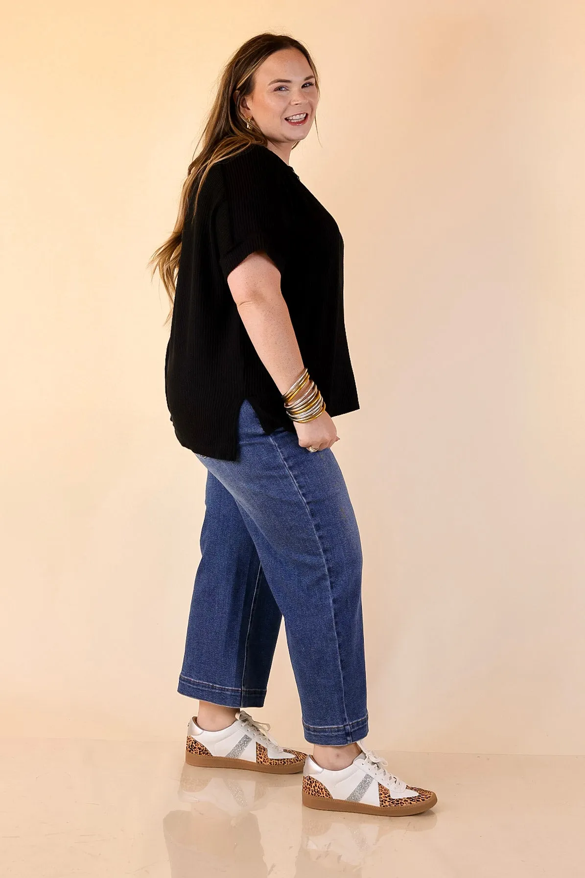 Daily Perfection Scoop Neck Short Sleeve Ribbed Top in Black Snag Free Fabric EcoFriendly Material