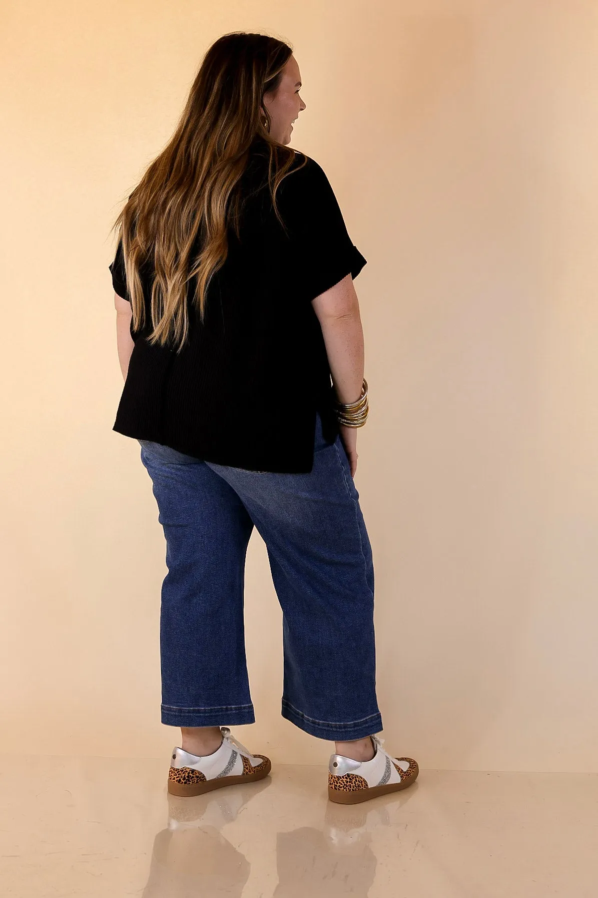 UV protection layer FlexibleWaistband Daily Perfection Scoop Neck Short Sleeve Ribbed Top in Black