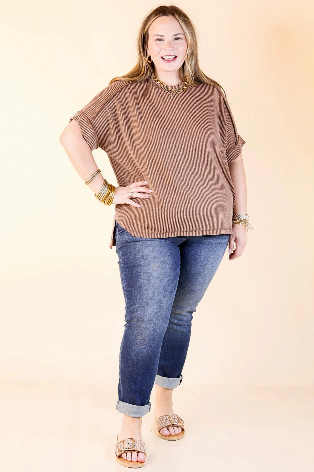 Light Wear Daily Perfection Scoop Neck Short Sleeve Ribbed Top in Brown