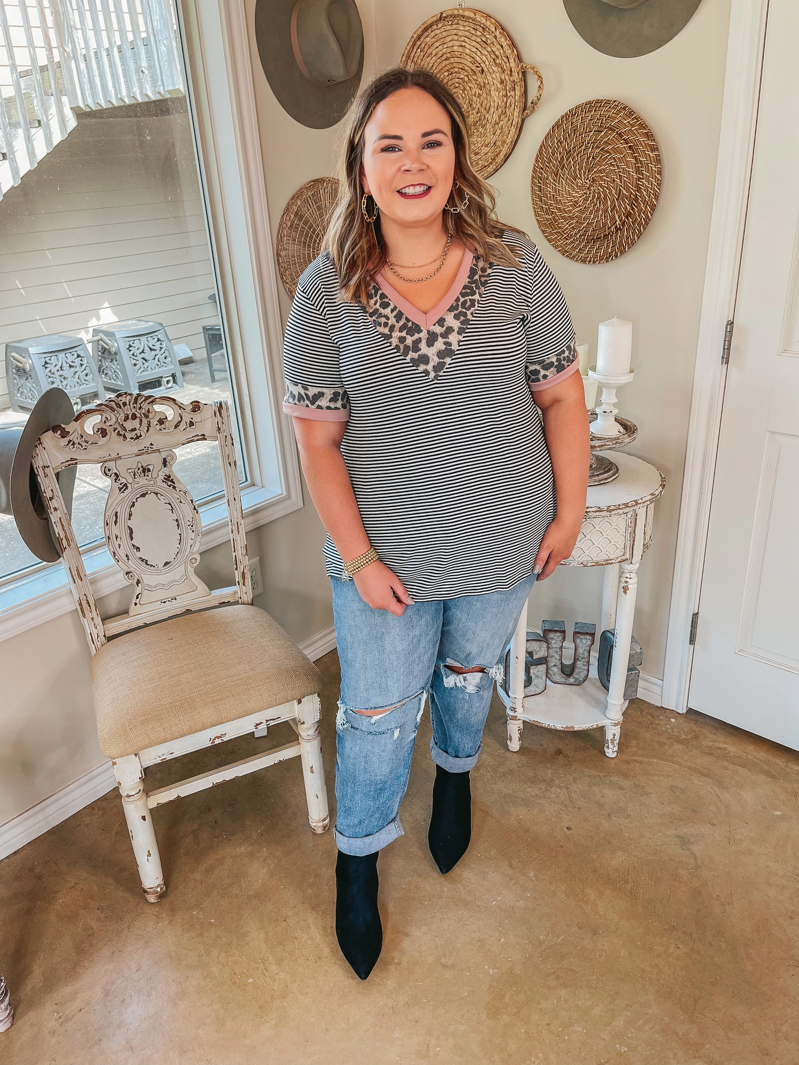 Epic Core Polish Glow Easily Bright Mauve and Leopard Trim V Neck Striped Top in Black and Ivory