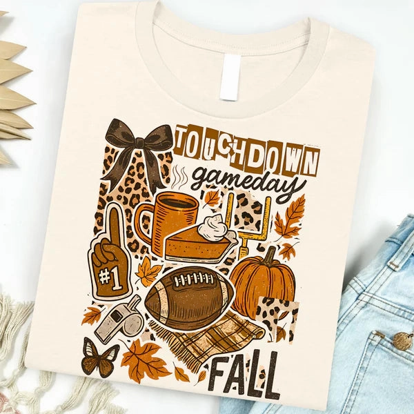 Online Exclusive | Gameday Fall Collage Graphic on Short Sleeve Tee in Natural Cream Day-to-Night Look