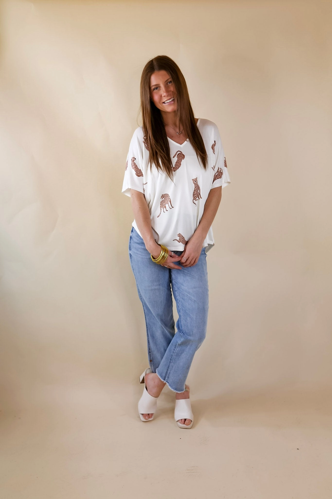 GentleWaistband Soft Tunic Wild Side Cheetah Print V Neck Top with Short Sleeves in Ivory