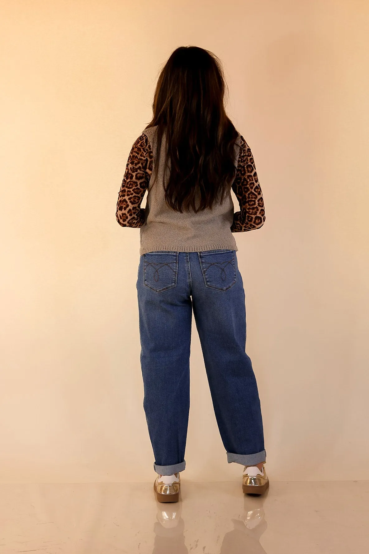 Reflective Logo Detail Anti Odor Treatment Everyday Staple Textured Knit Sweater Vest in Oatmeal