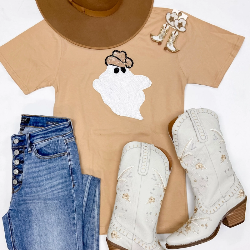 Weekend Wear Smart Glow Hauntingly Sparkly Ghost Sequin Patch Short Sleeve Graphic Tee in Brown