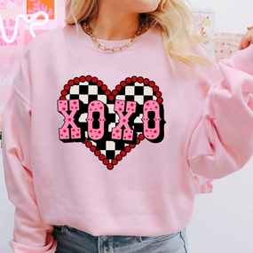 Classic Layer Wear Odor Resistant Material Online Exclusive | XOXO Heart on Checkered Background Graphic Sweatshirt in Pink