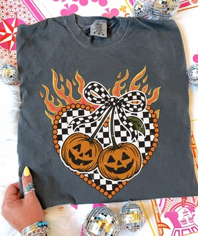 Polka Dot Pattern Online Exclusive | Checkered Heart Pumpkin Flames Graphic on Short Sleeve Comfort Color Tee in Pepper Black