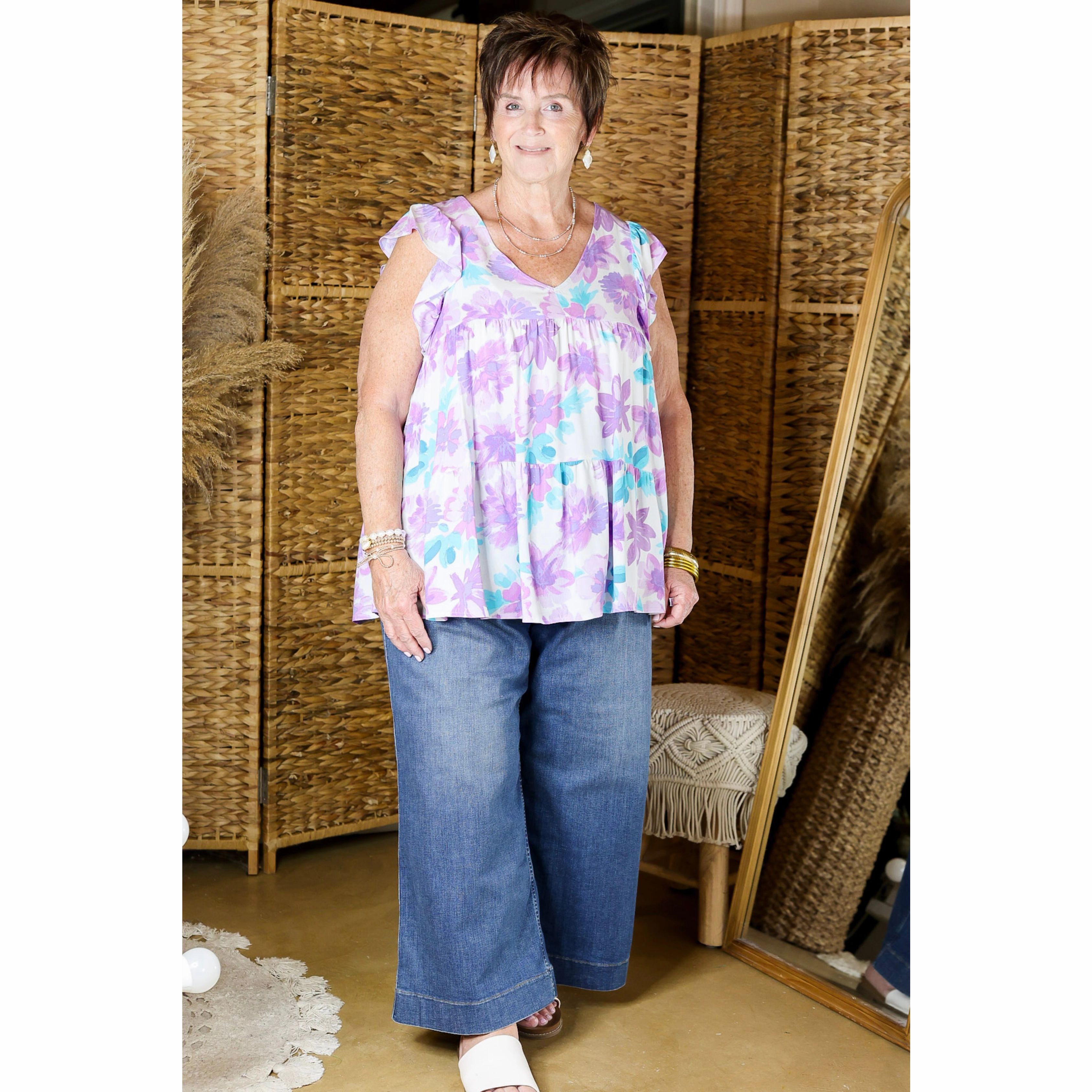 Trendy Fashion Anti Pilling Treatment Inspiring Sights Floral V Neck Top with Ruffle Cap Sleeves in Lavender Purple