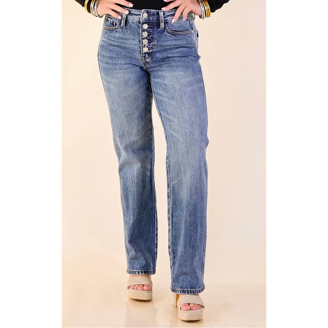 Judy Blue | Simply Styled Rigid Magic Button Fly Slim Straight Jeans in Medium Wash Classic Shirt