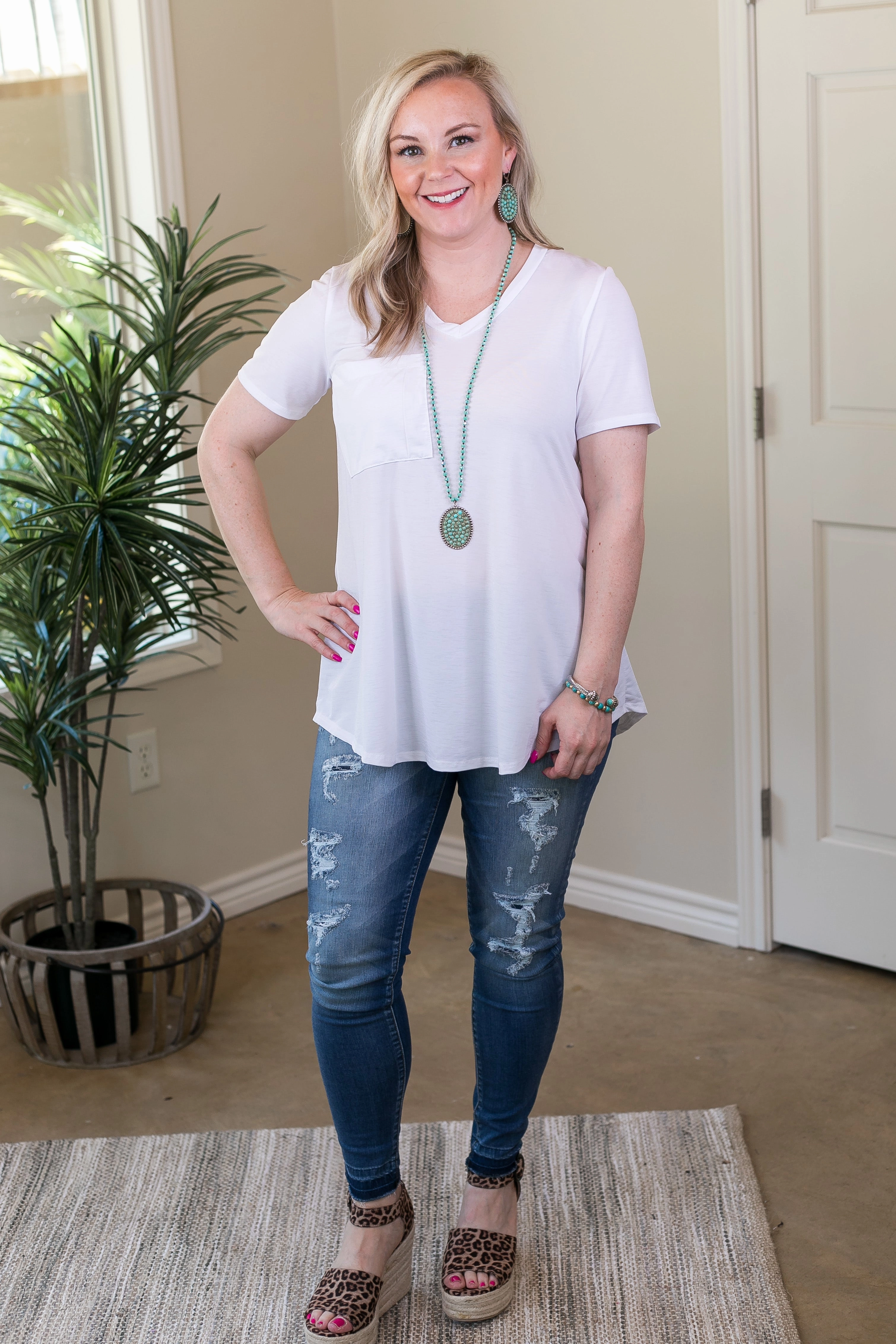 Just Right Short Sleeve Pocket Tee in White DurableWeave