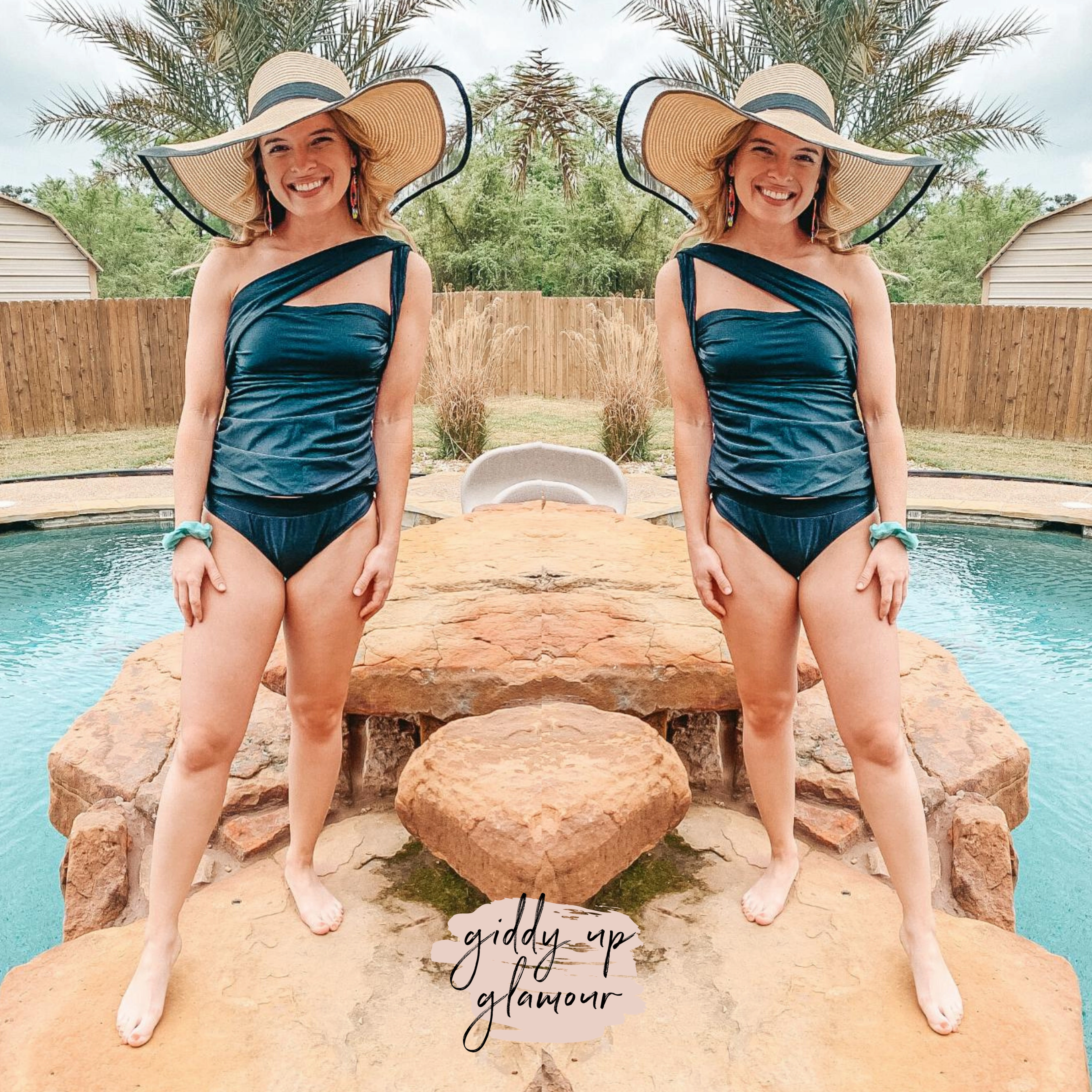 Summer Wear Keep Splashing One Shoulder Strappy Tankini Top in Black