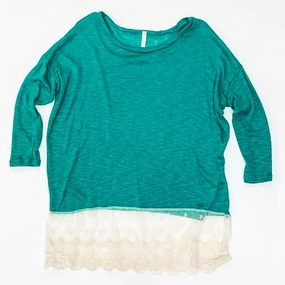 WrinkleFree Material Gym Safe Last Chance Size Medium | Teal 3/4 Sleeve Top with Ivory Lace Bottom