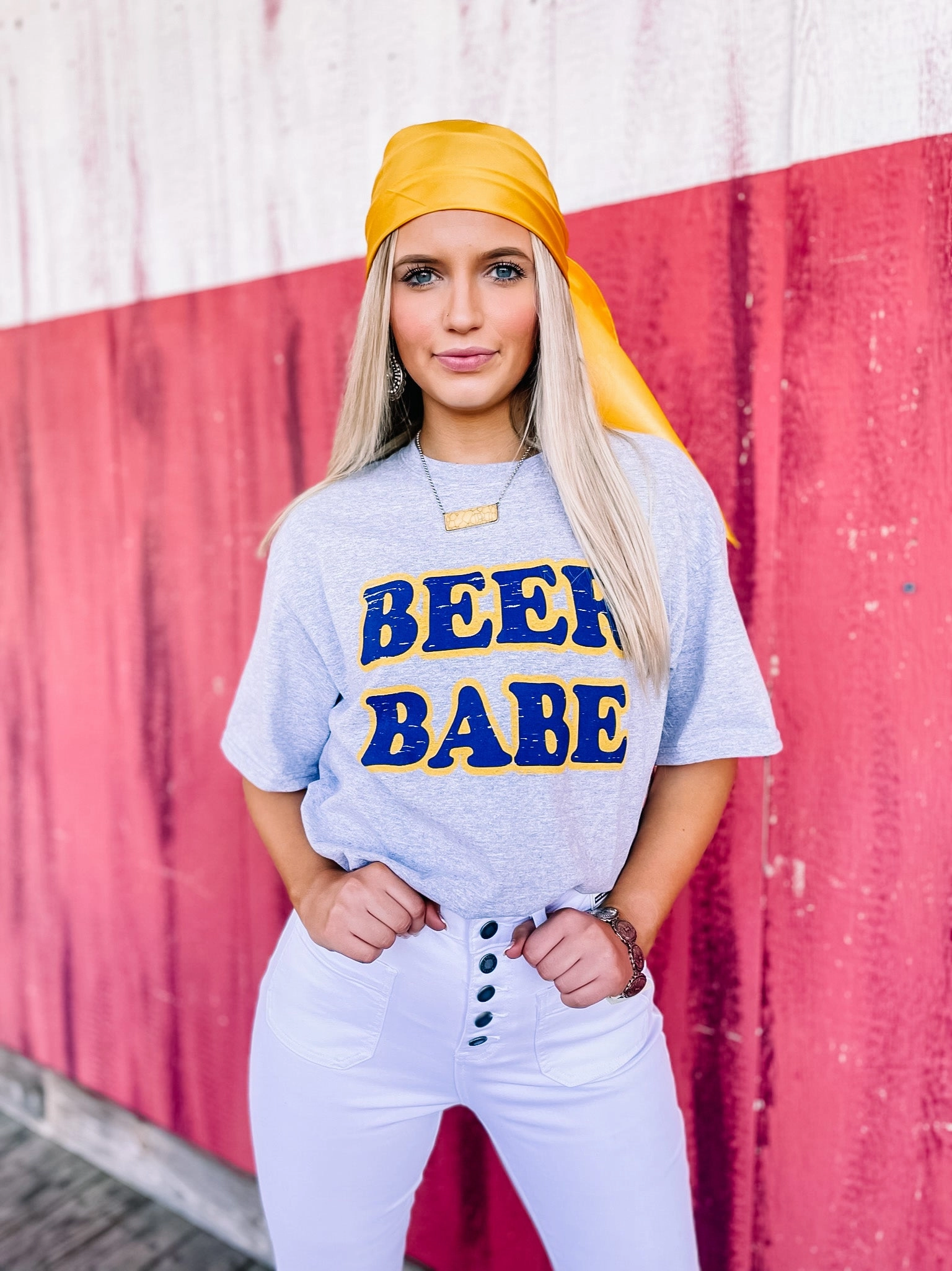 Last Chance Size Small | Beer Babe Short Sleeve Graphic Tee in Heather Grey GentleWaistband