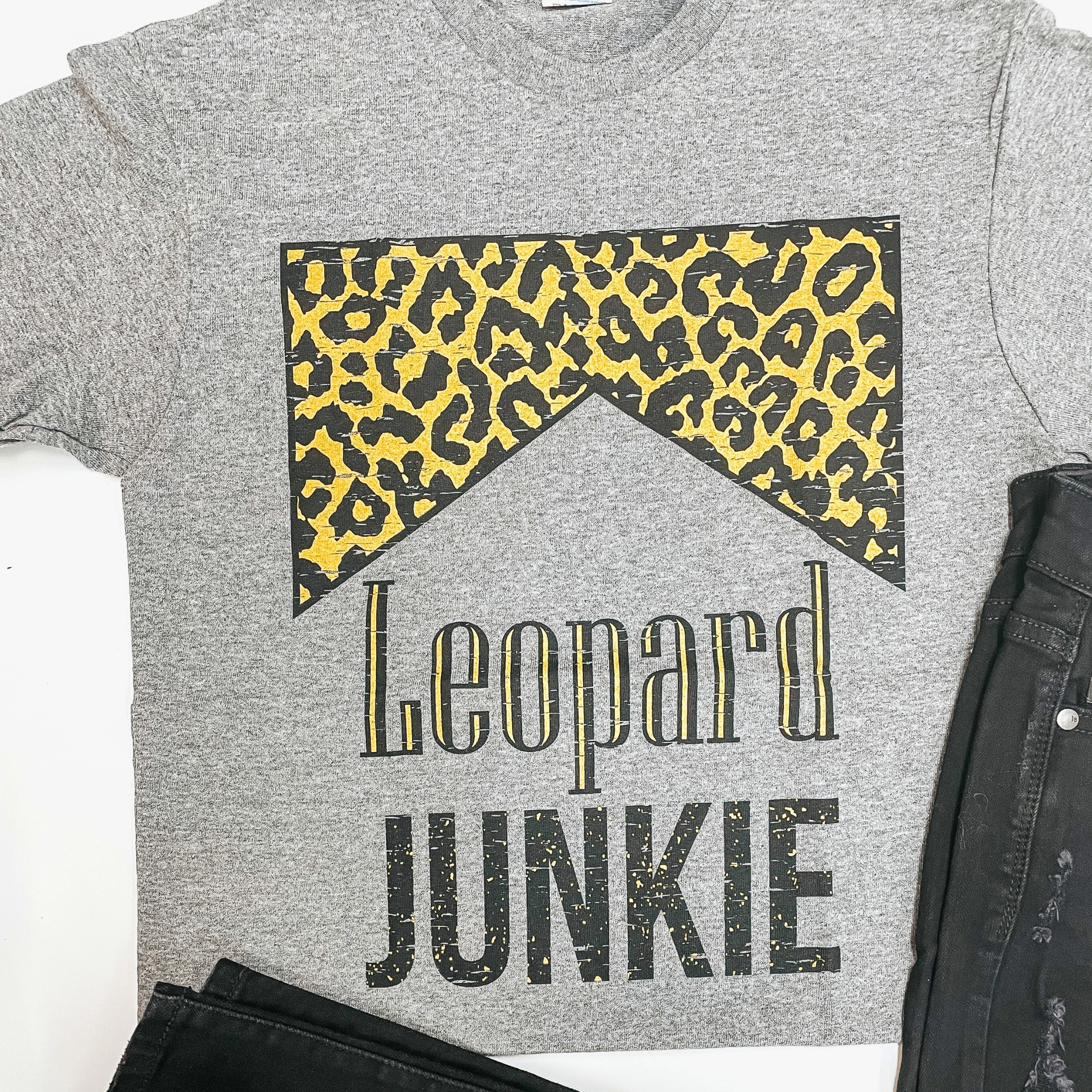 SoftTouch Texture WindproofInterior Last Chance Size Small | Leopard Junkie Short Sleeve Graphic Tee in Heather Grey