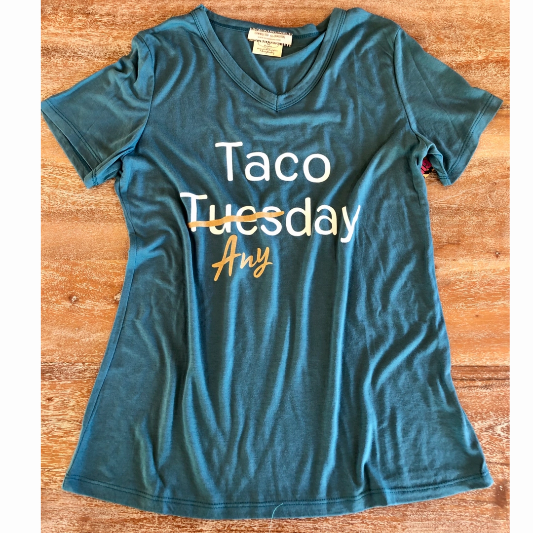 Last Chance Size Small | Taco Any Day Short Sleeve V-Neck Tee Shirt in Teal Office Glam Cozy Design
