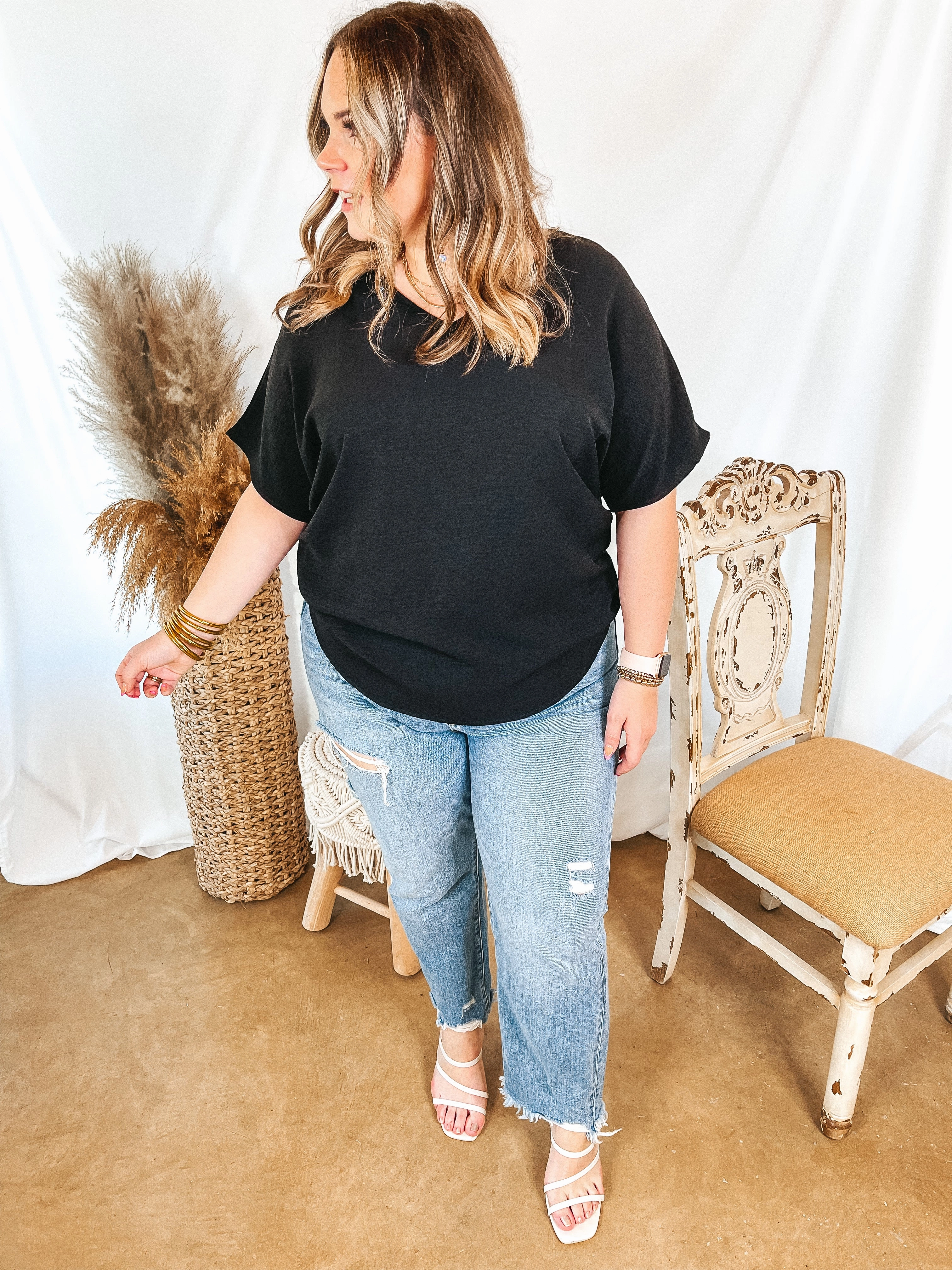 Last Chance size XL | Lovely Dear V Neck Short Sleeve Solid Top in Black Warm Knit