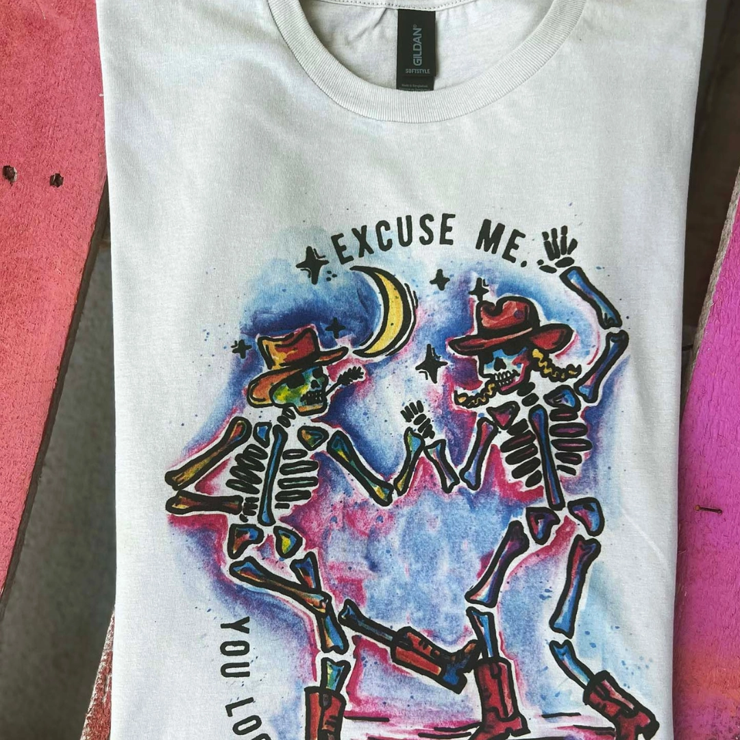 Relaxed Vibe LayeredSleeveConstruction Online Exclusive | Excuse Me, You Look Like You Love Me Graphic Tee in Cream