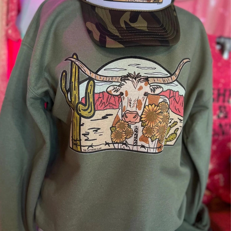 Online Exclusive | Laredo Longhorn Long Sleeve Graphic Sweatshirt in Green Relaxed Everyday Wear
