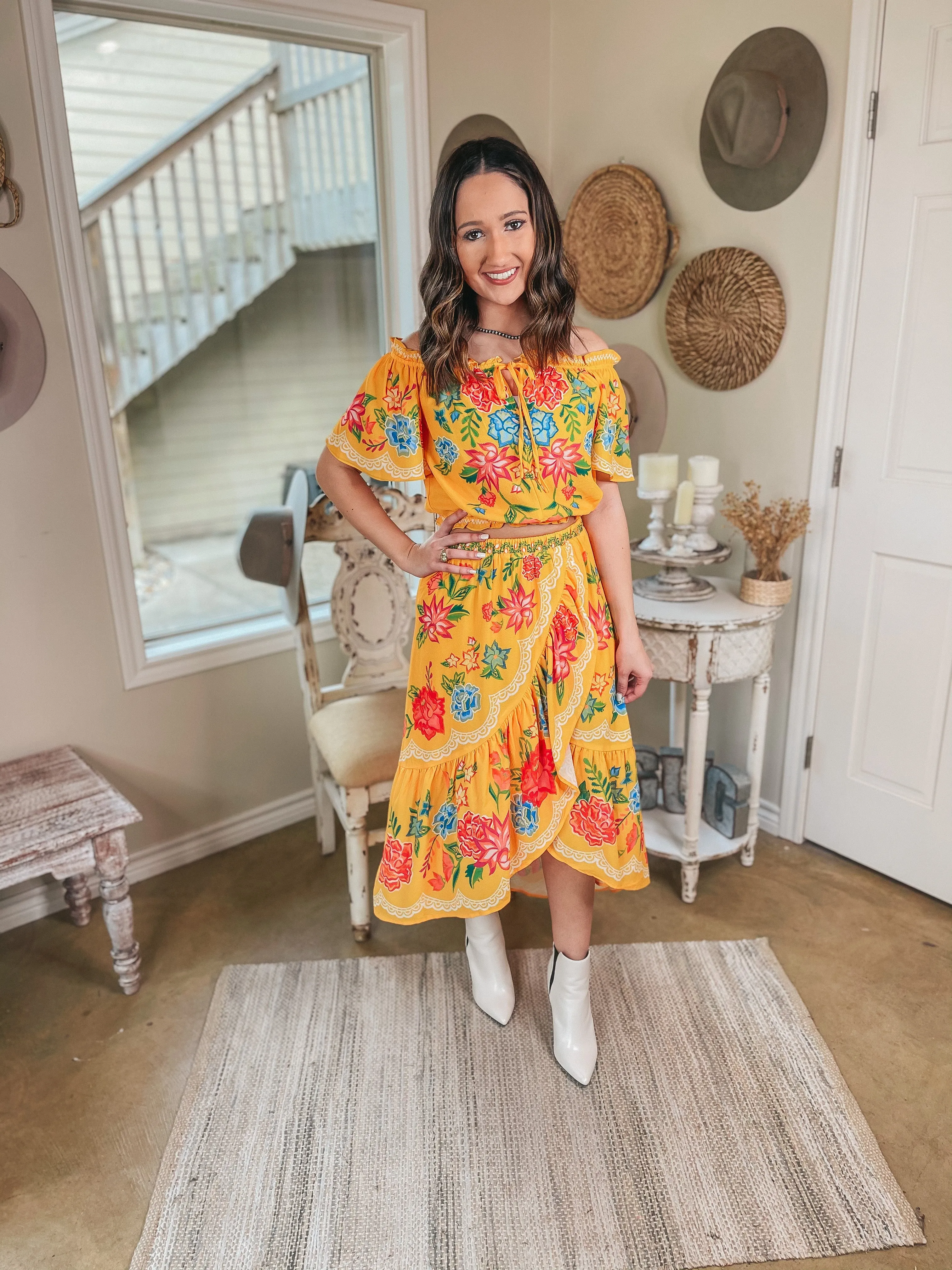 Hypoallergenic fabric Last Chance Size Small | Flock To Paradise Floral Print Crop Top in Yellow