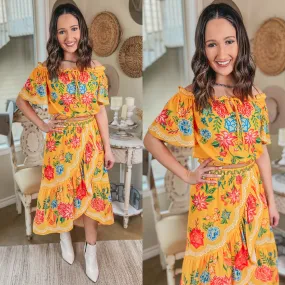 Flexible Shoulder Gusset Last Chance Size Small | Flock To Paradise Floral Print Crop Top in Yellow