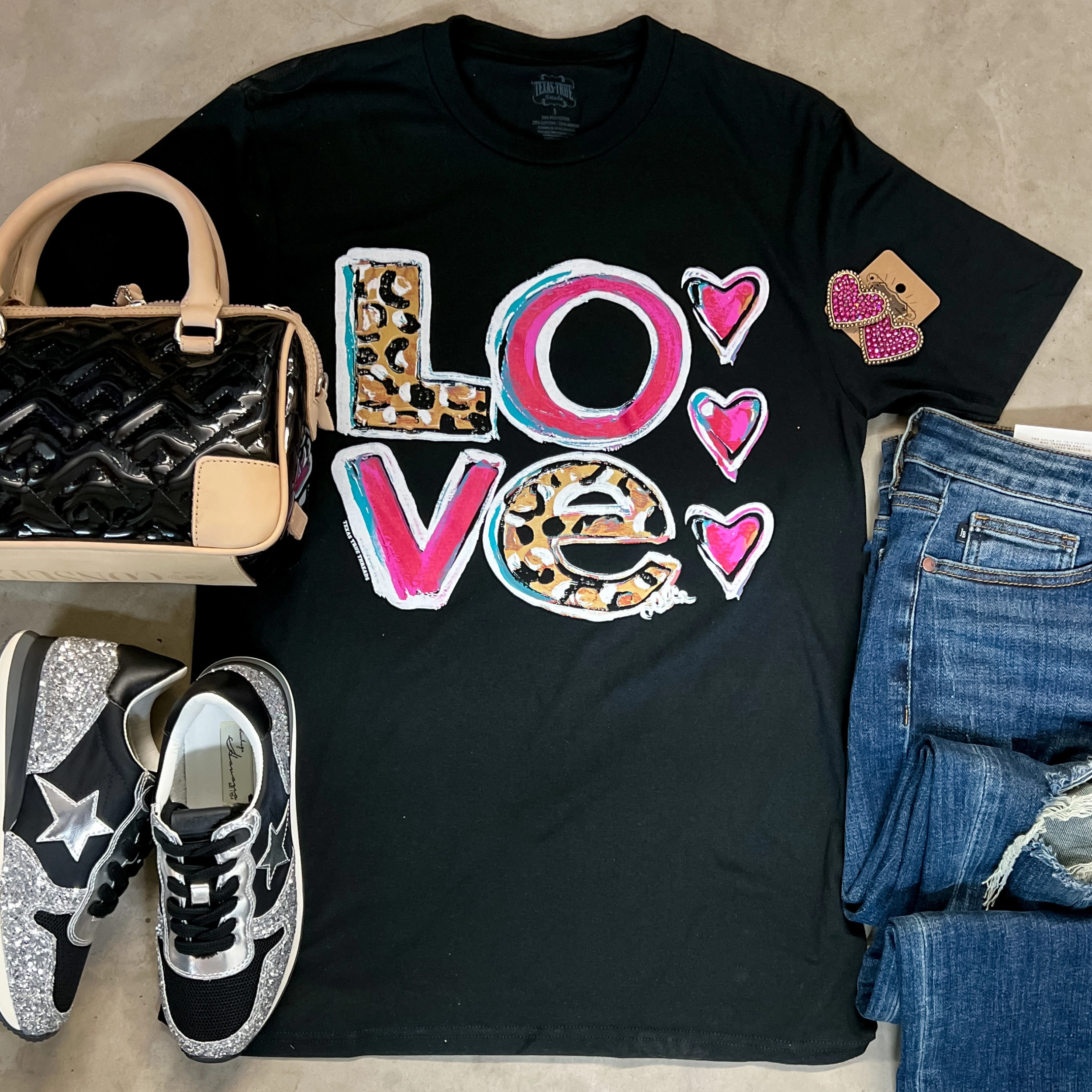 LOVE Mix Print Letter Short Sleeve Graphic Tee in Black Soft and Stylish brandable