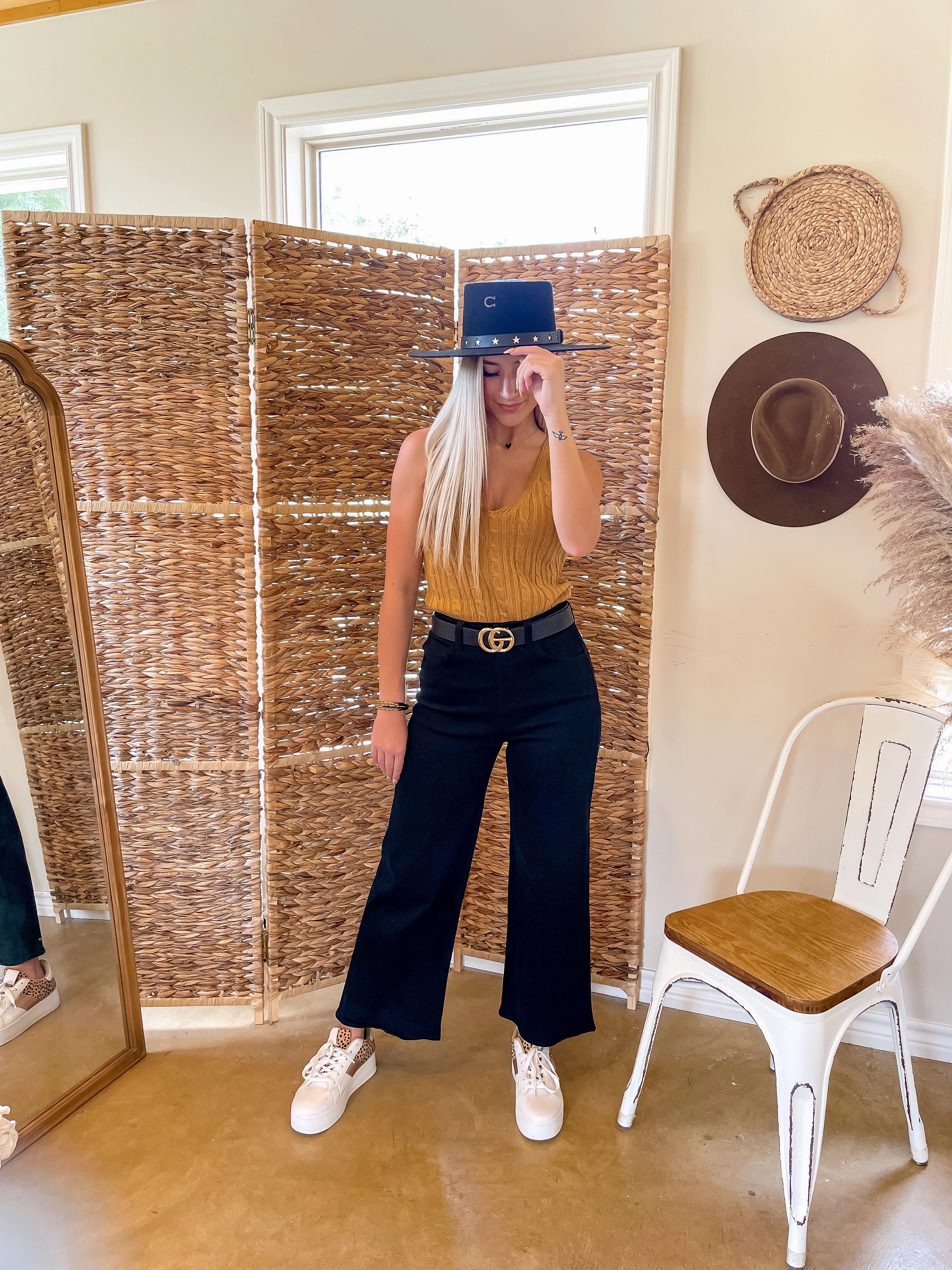 Chic Meet Up Wide Leg Cropped Denim Jeans in Black Fairy Mood