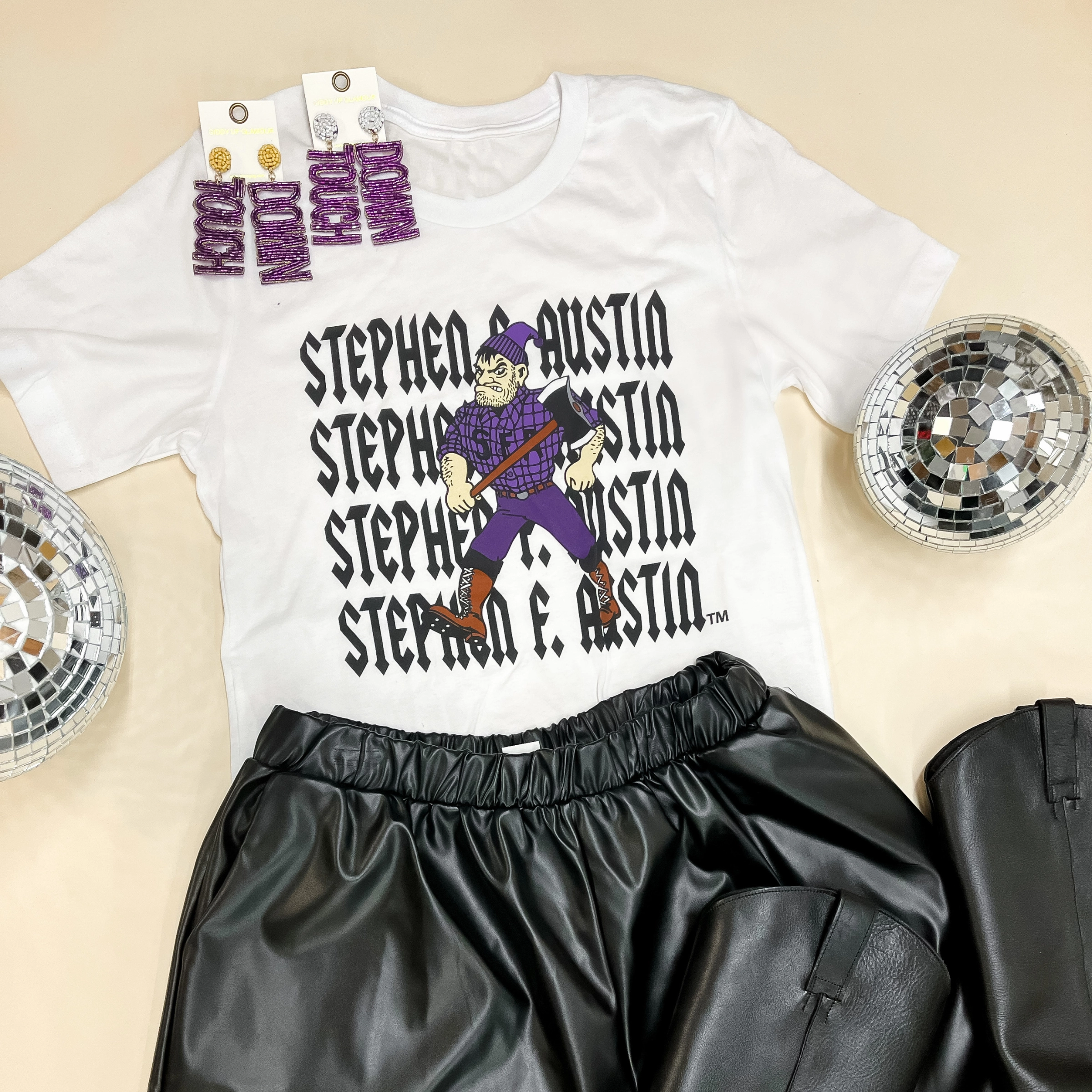 Lumberjack Game Day | Stephen F. Austin Short Sleeve Graphic Tee in White Italian Flair Adaptable Outfit