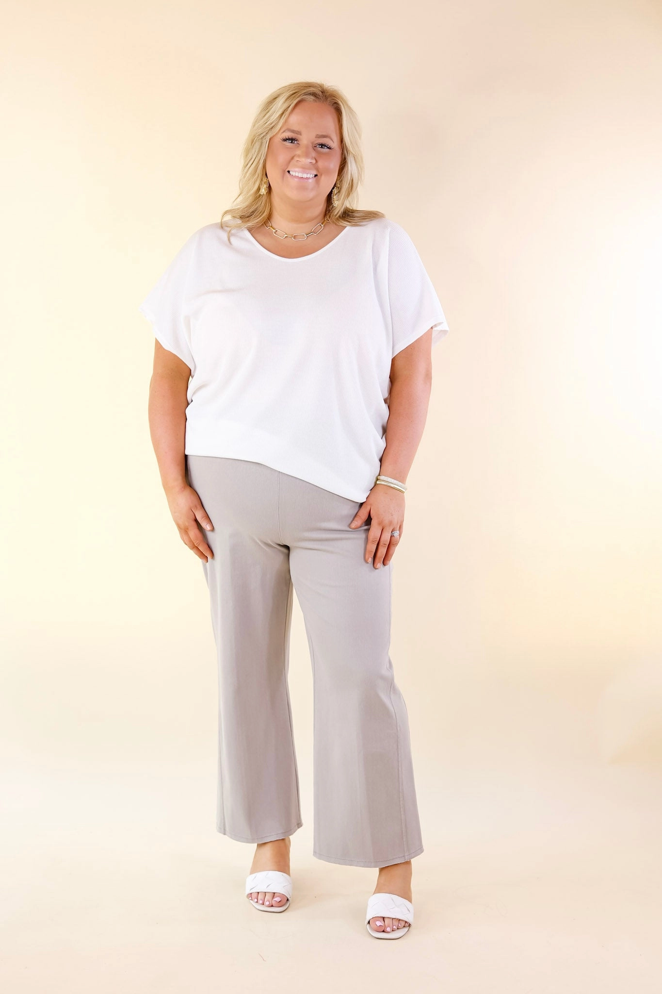 Eco Core Daily Fit Lyss?? | Payton Wide Leg Cropped Trousers in French Beige
