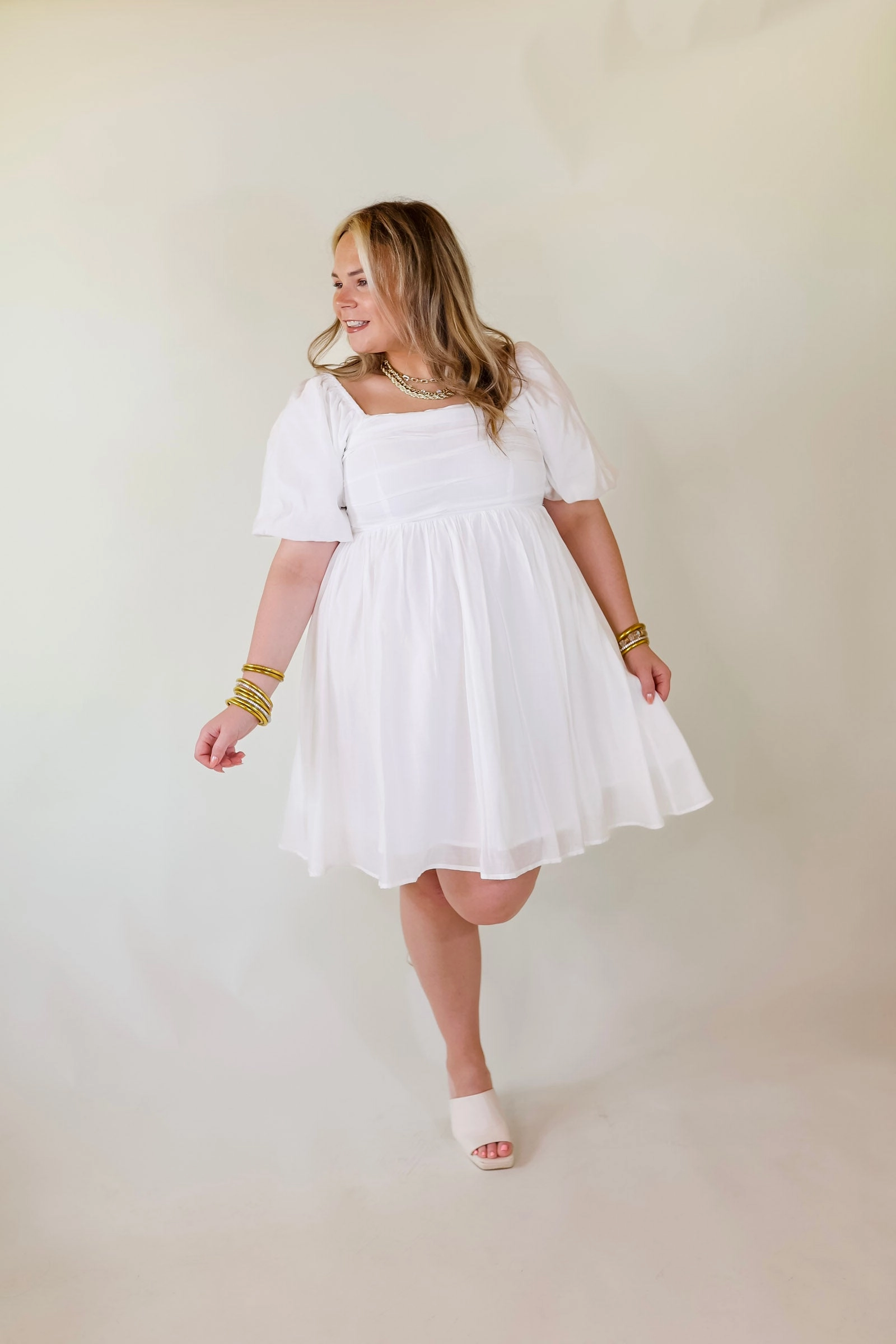 Tulle Soul Livin Free Off The Shoulder Pleated Dress With Puffed Sleeves in White