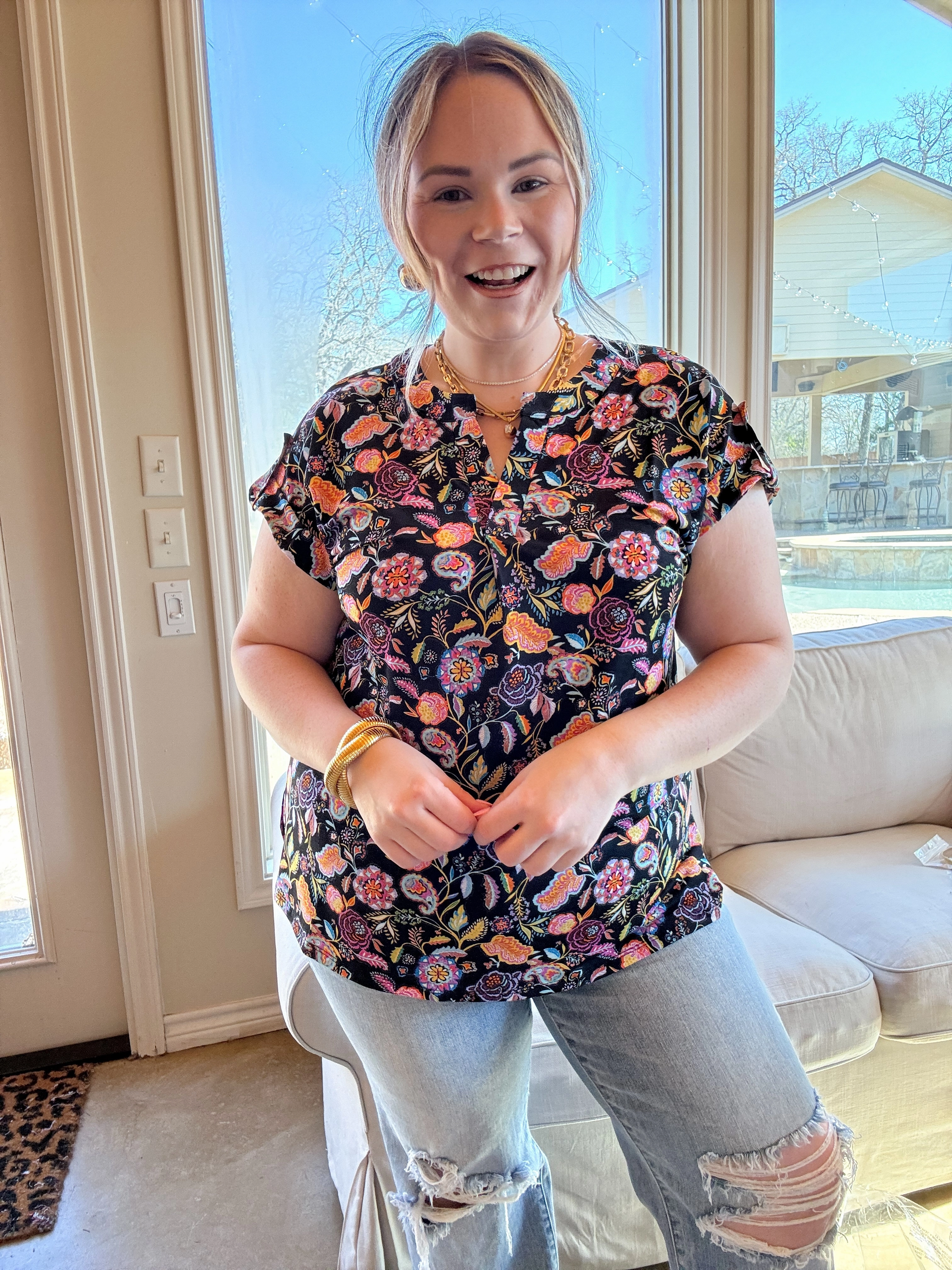 TemperatureRegulatingLining Downtown Darling Floral Print Short Sleeve Tunic Top in Black Mix