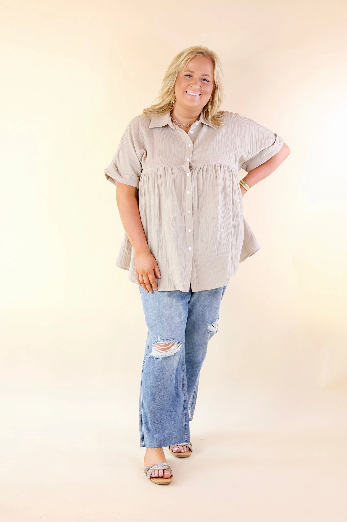 Walk Mood Mellow Mood Collared Button Up Babydoll Top in Taupe