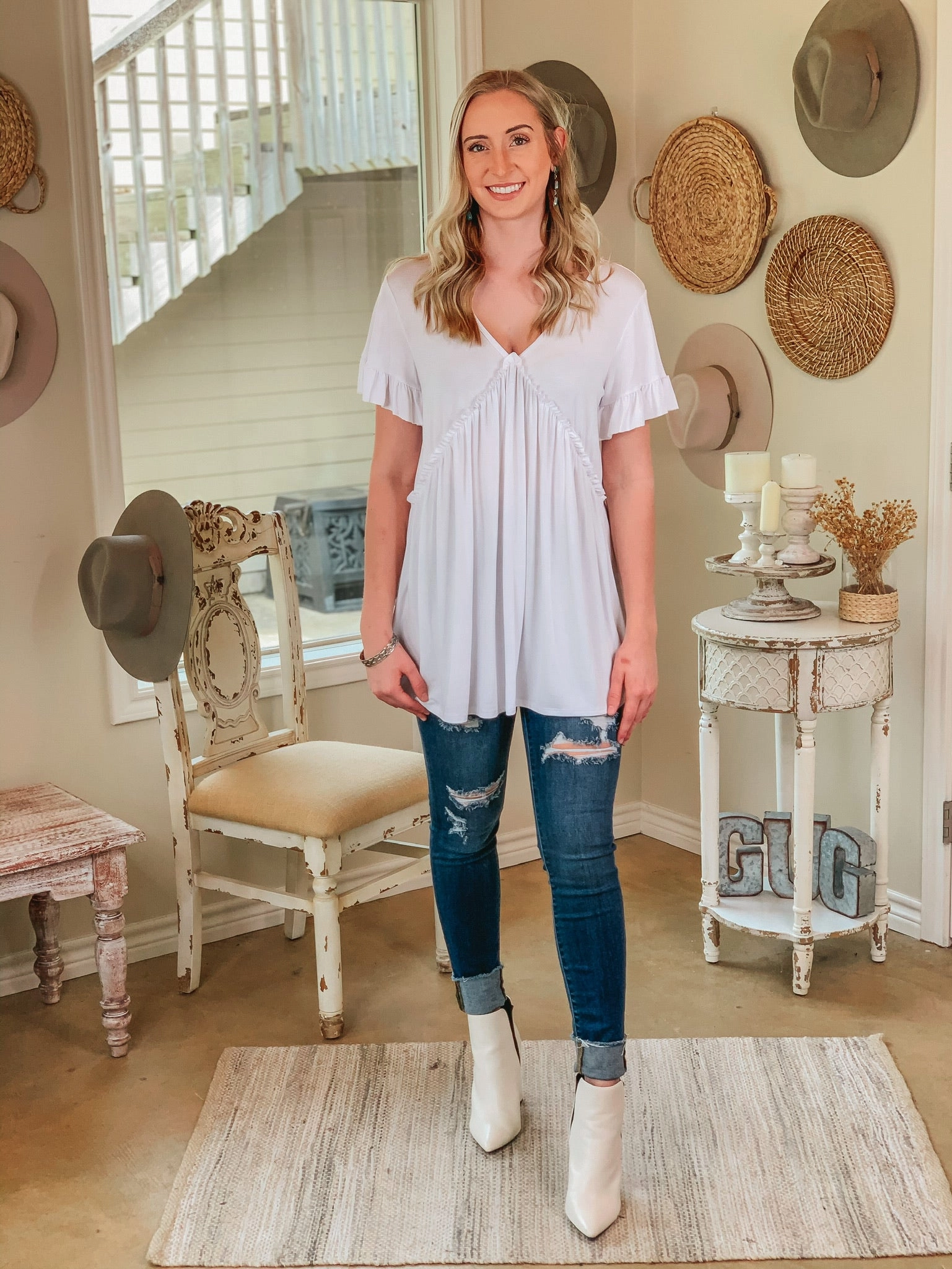 Saga Vibe Upon Request Ruffle Detailed Short Sleeve Babydoll Top in White