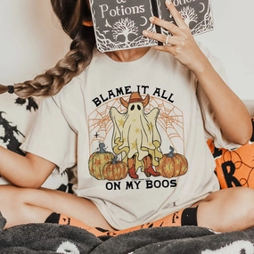 Smooth Edge Binding Mature Charm Online Exclusive | Blame It All On My Boos Short Sleeve Graphic Tee in Cream