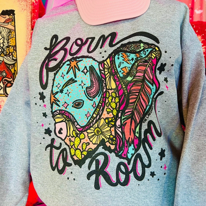Online Exclusive | Born To Roam Buffalo Long Sleeve Graphic Sweatshirt in Grey Sport Flex Fit Casual Flex Design