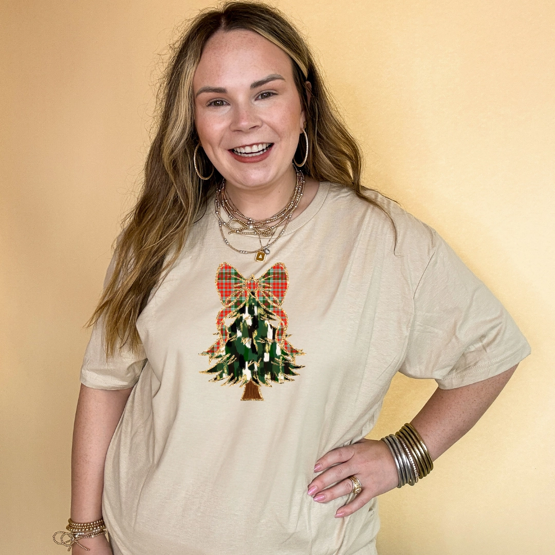 Online Exclusive | Christmas Tree Watercolor with Plaid Bow Graphic Tee in Multiple Color Options Everyday Layering